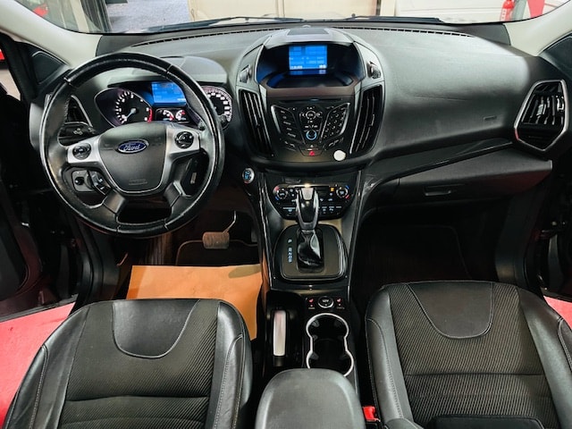 FORD Kuga 2.0 TDCi Titanium S 4WD PowerShift-image-8