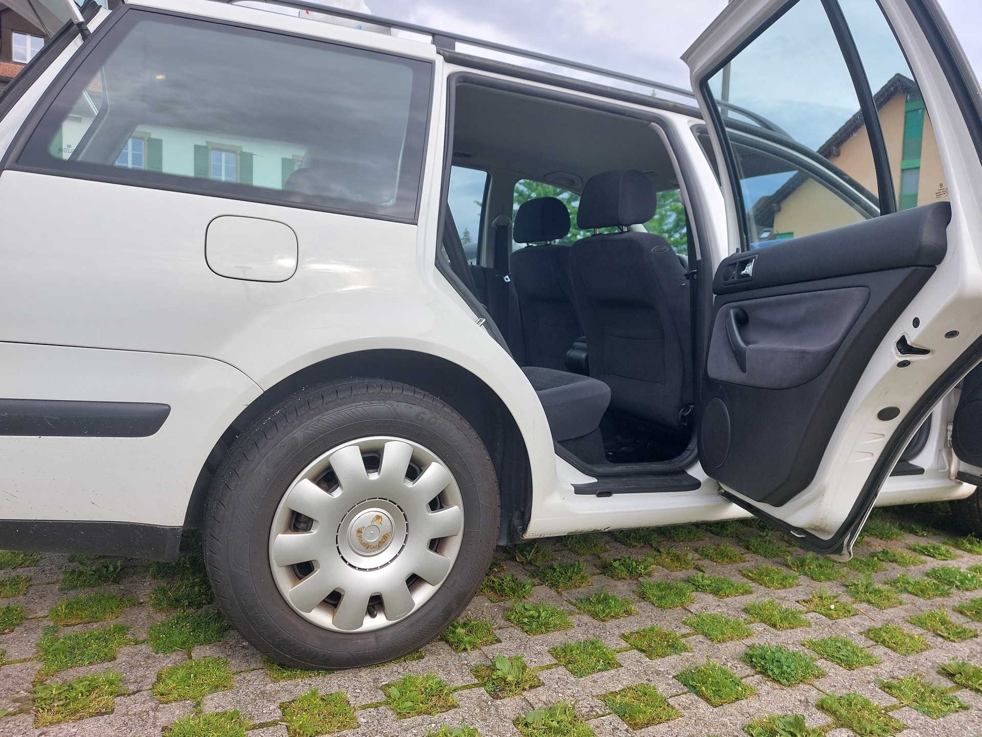 VW Golf variant 2.0-image-16