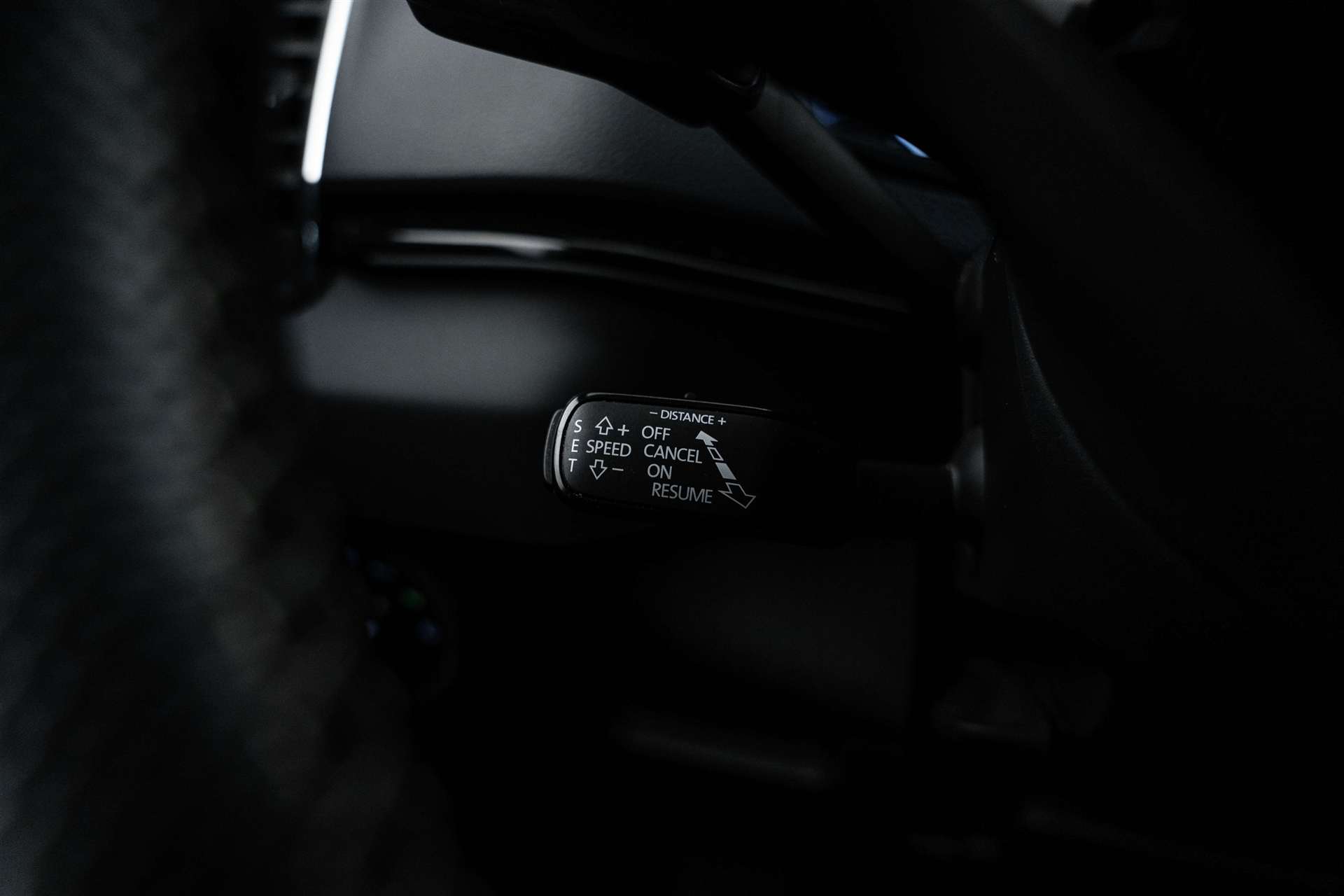SKODA Karoq 2.0 TDI SCR SportLine 4x4 DSG-image-15