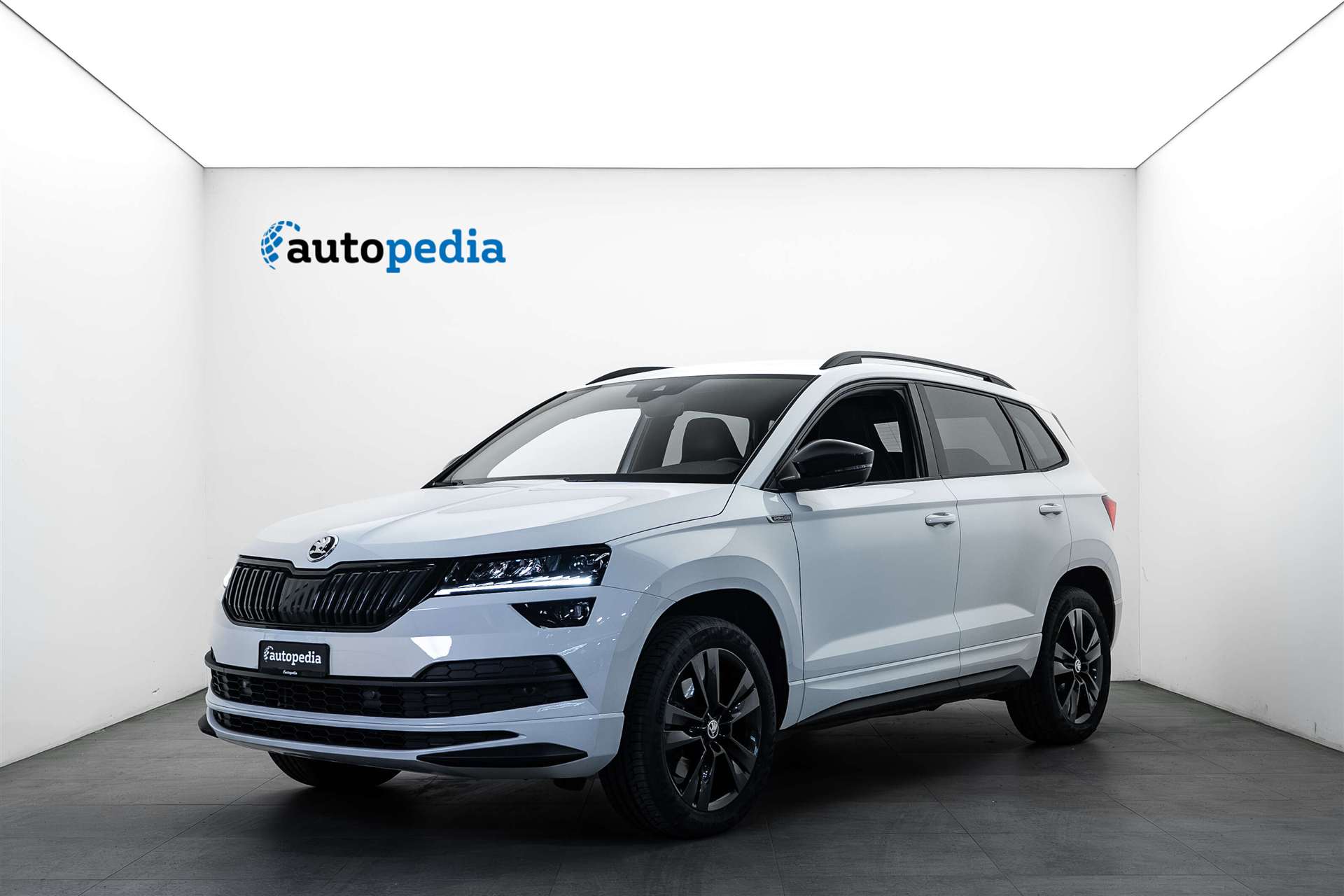 SKODA Karoq 2.0 TDI SCR SportLine 4x4 DSG-image-0