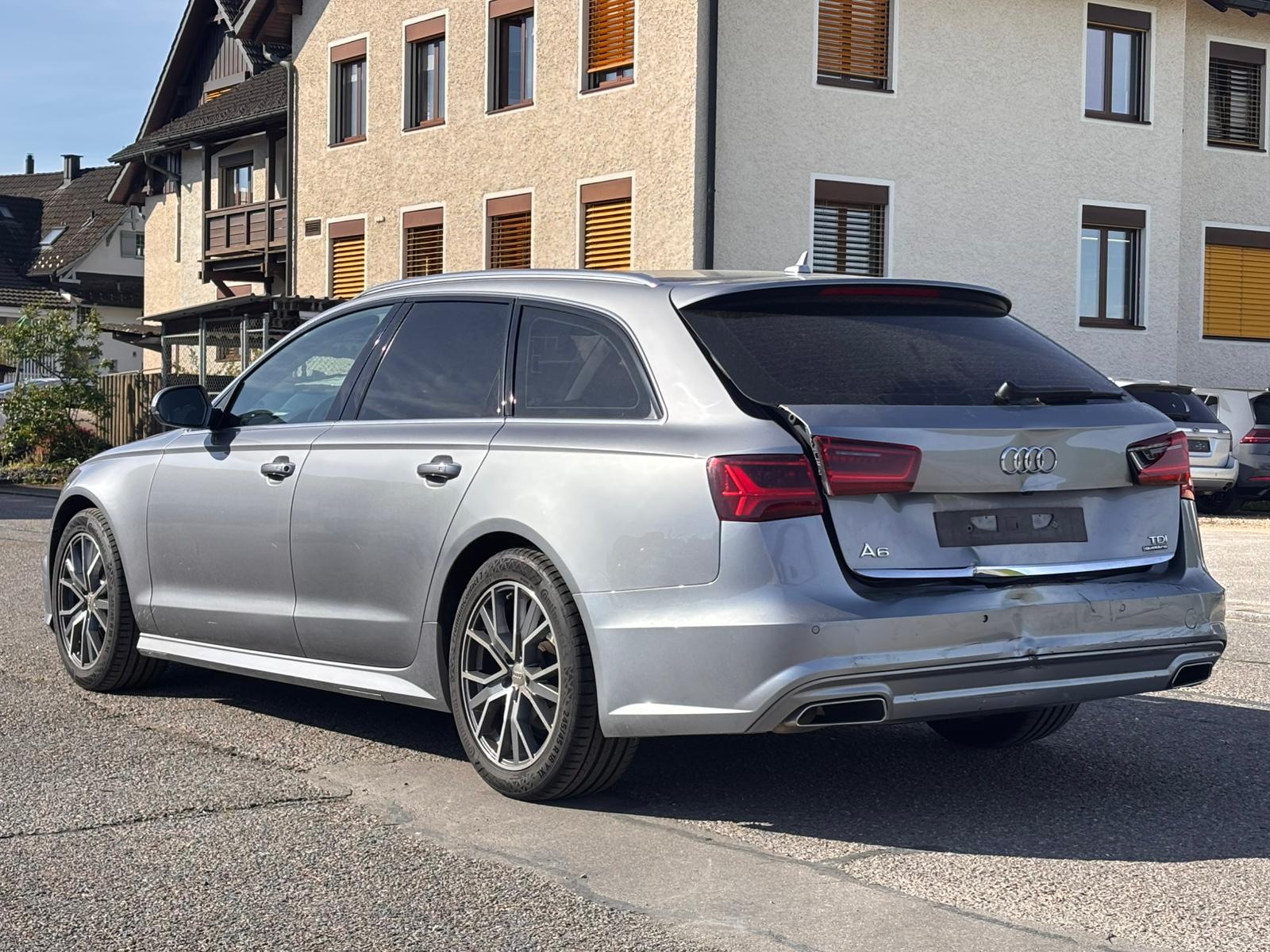 AUDI A6 Avant 2.0 TDI quattro S-tronic-image-6