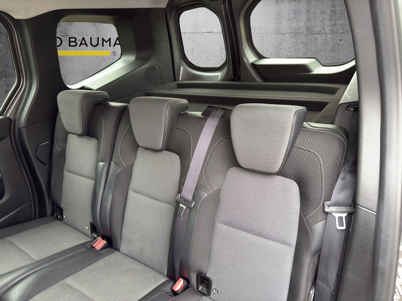RENAULT Kangoo 1.3 TCe 130 PF Techno EDC-image-13
