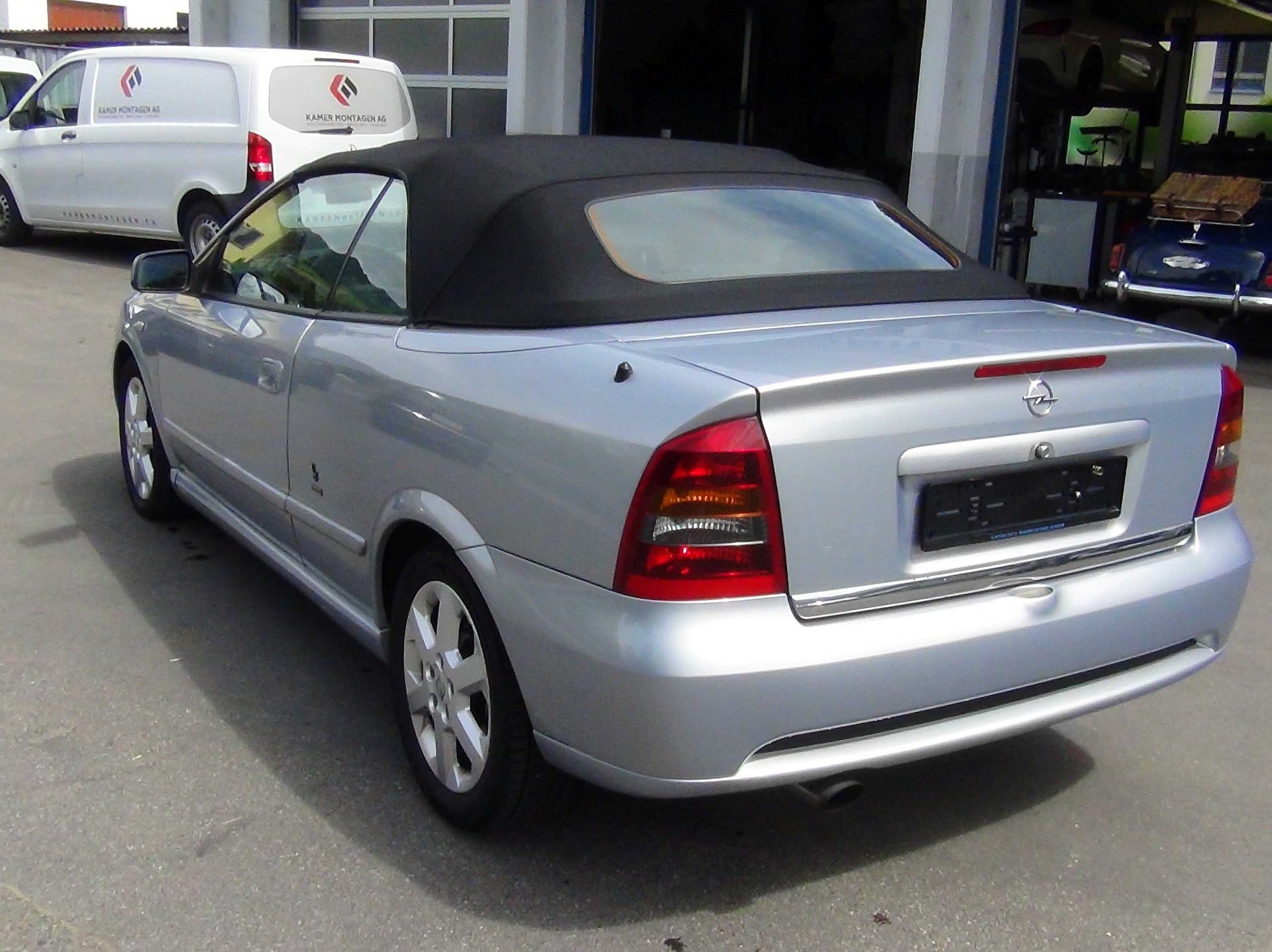OPEL Astra Cabriolet 2.2i 16V-image-4
