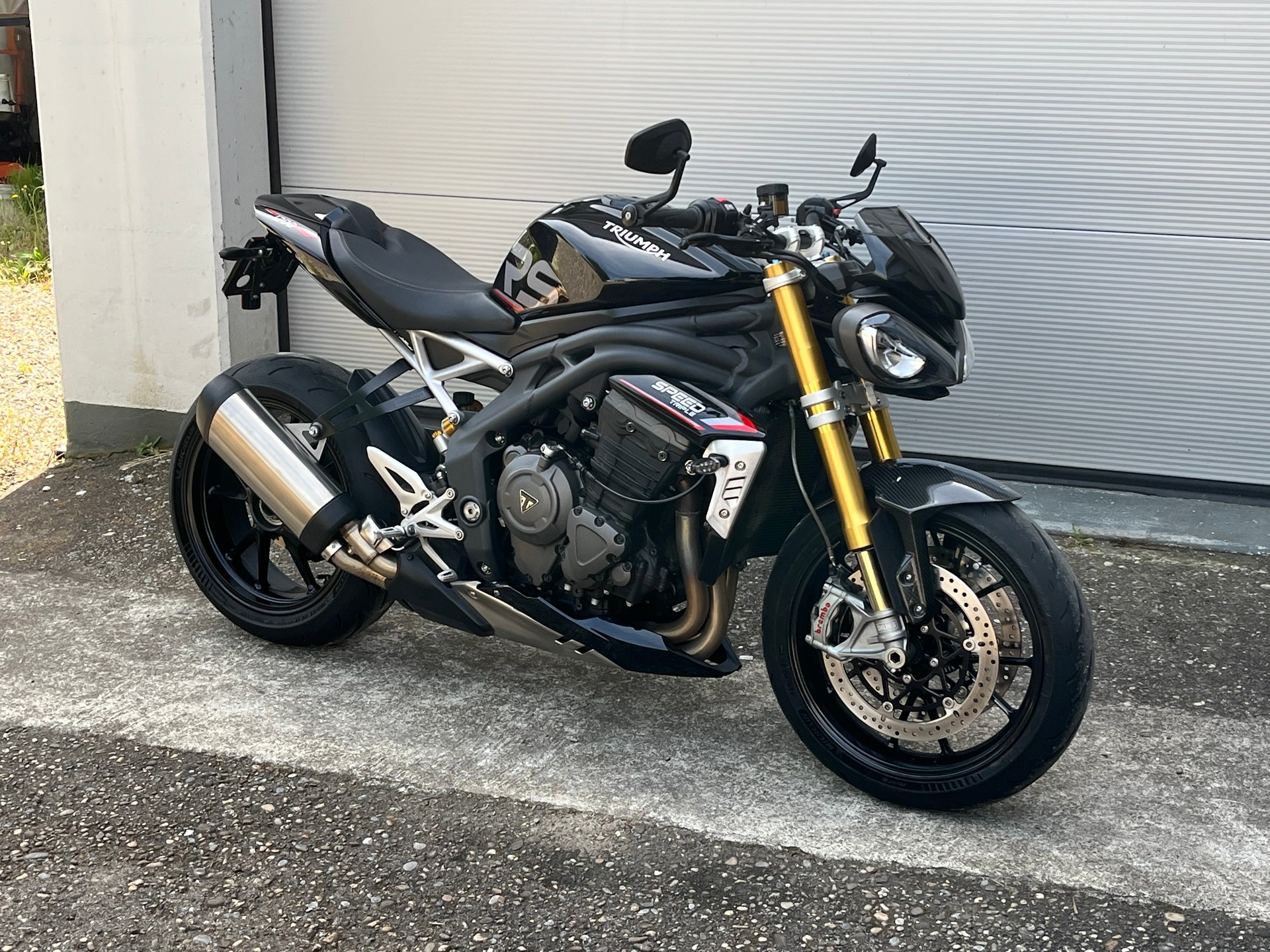 TRIUMPH Speed Triple RS-showroom-element-1