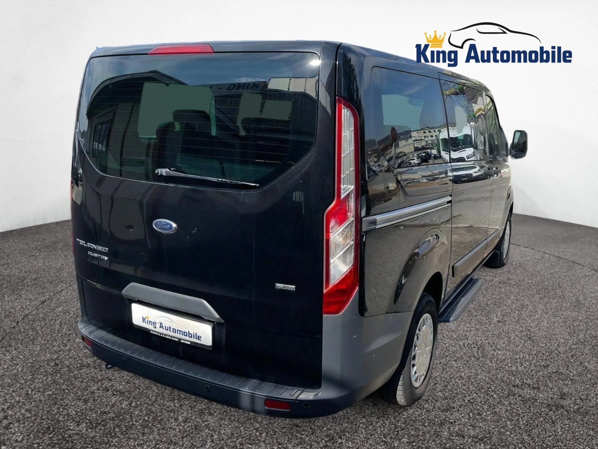 FORD Tourneo Custom 300 L1H1 Trend-image-6