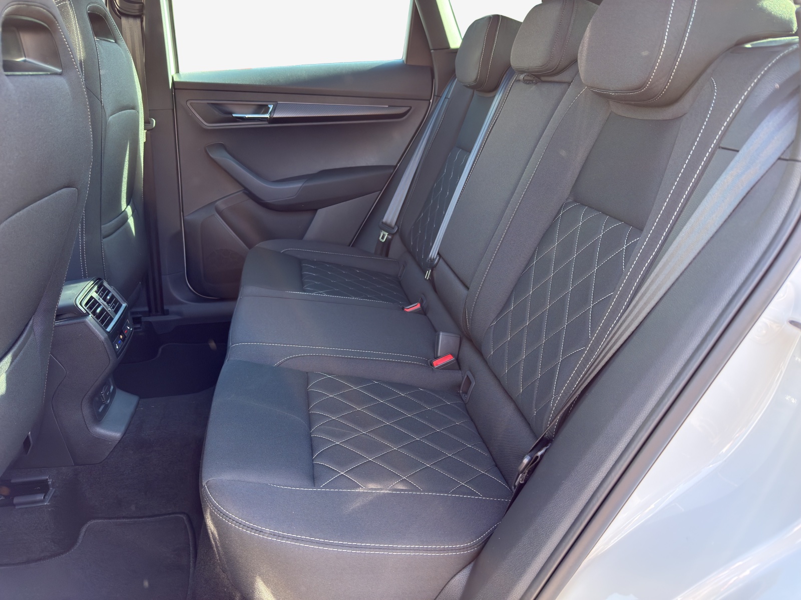 SKODA Karoq 1.5 TSI SportLine DSG-image-11
