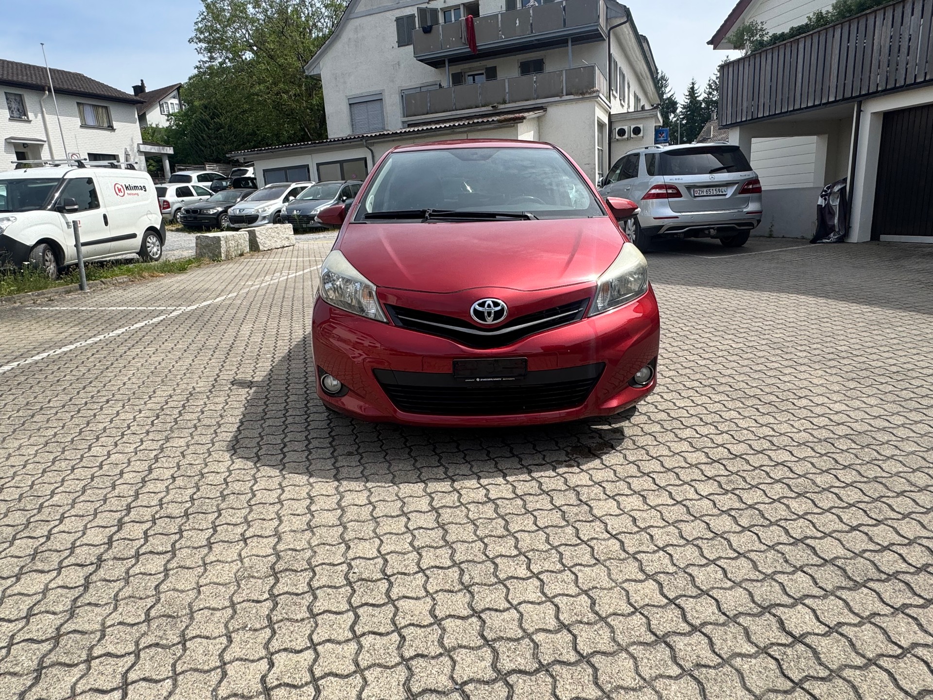 TOYOTA Yaris 1.33 Style-image-0