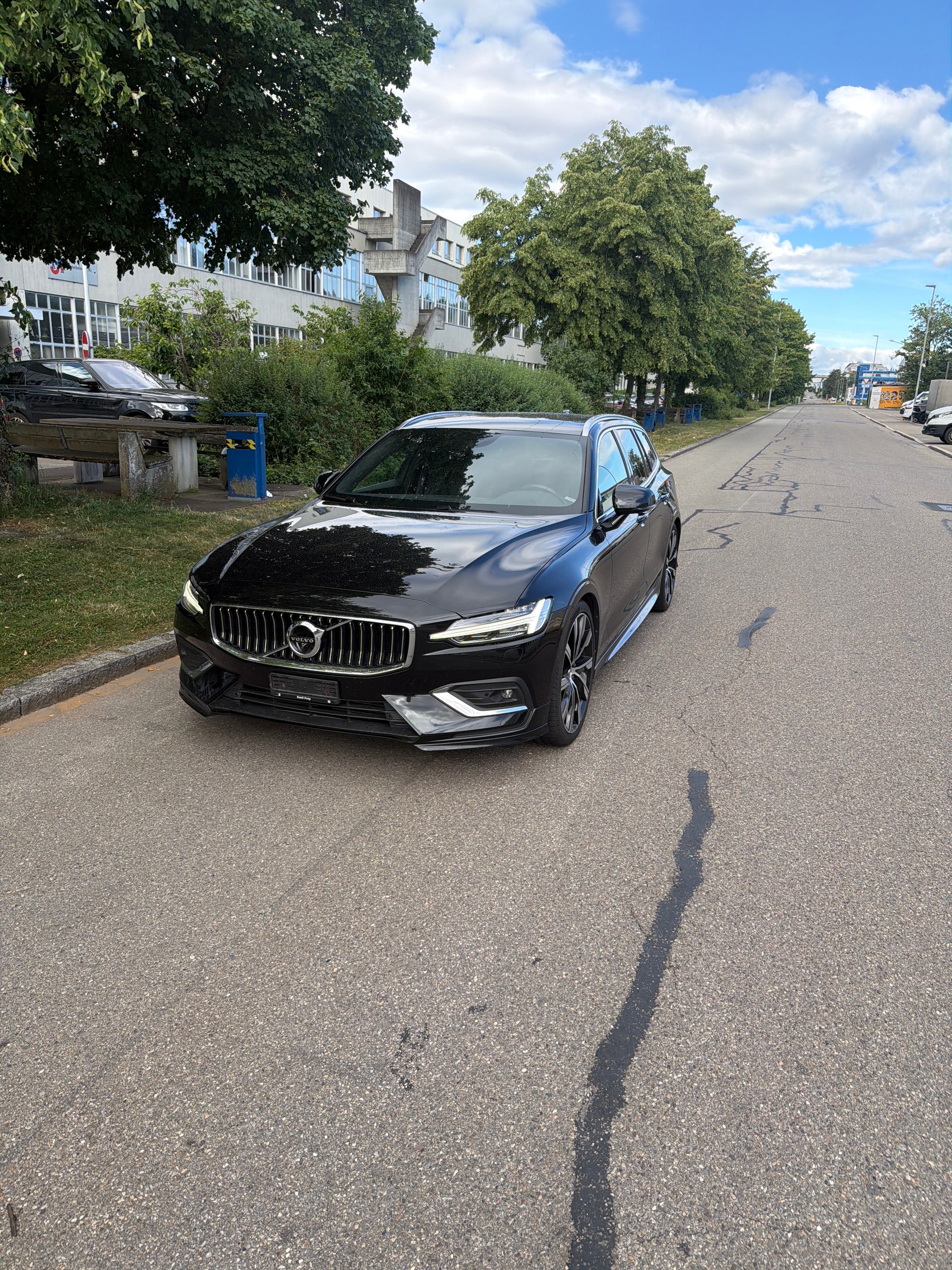 VOLVO V60 D4 AWD Inscription Geartronic-image-0