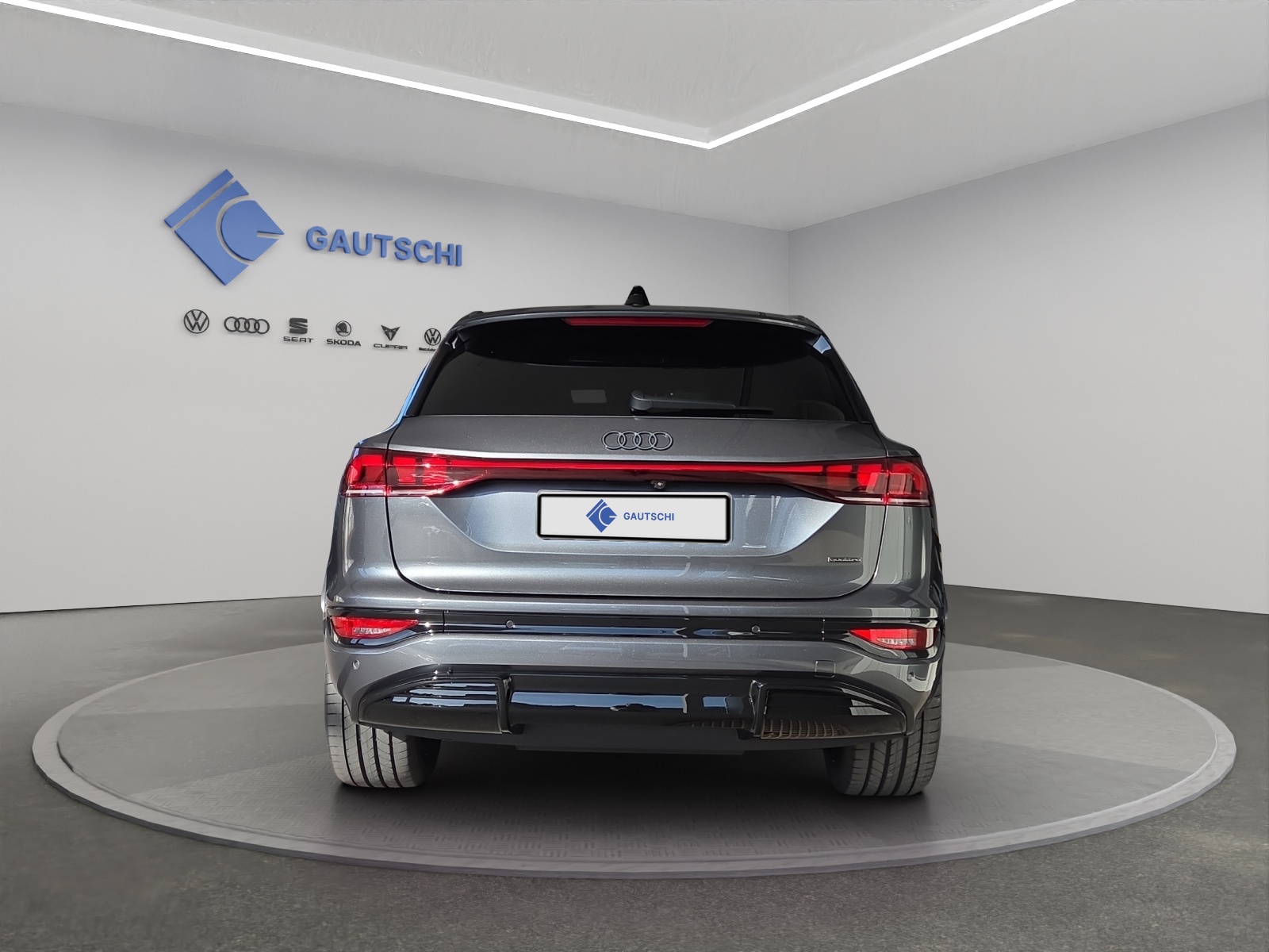 AUDI Q6 e-tron quattro-image-3