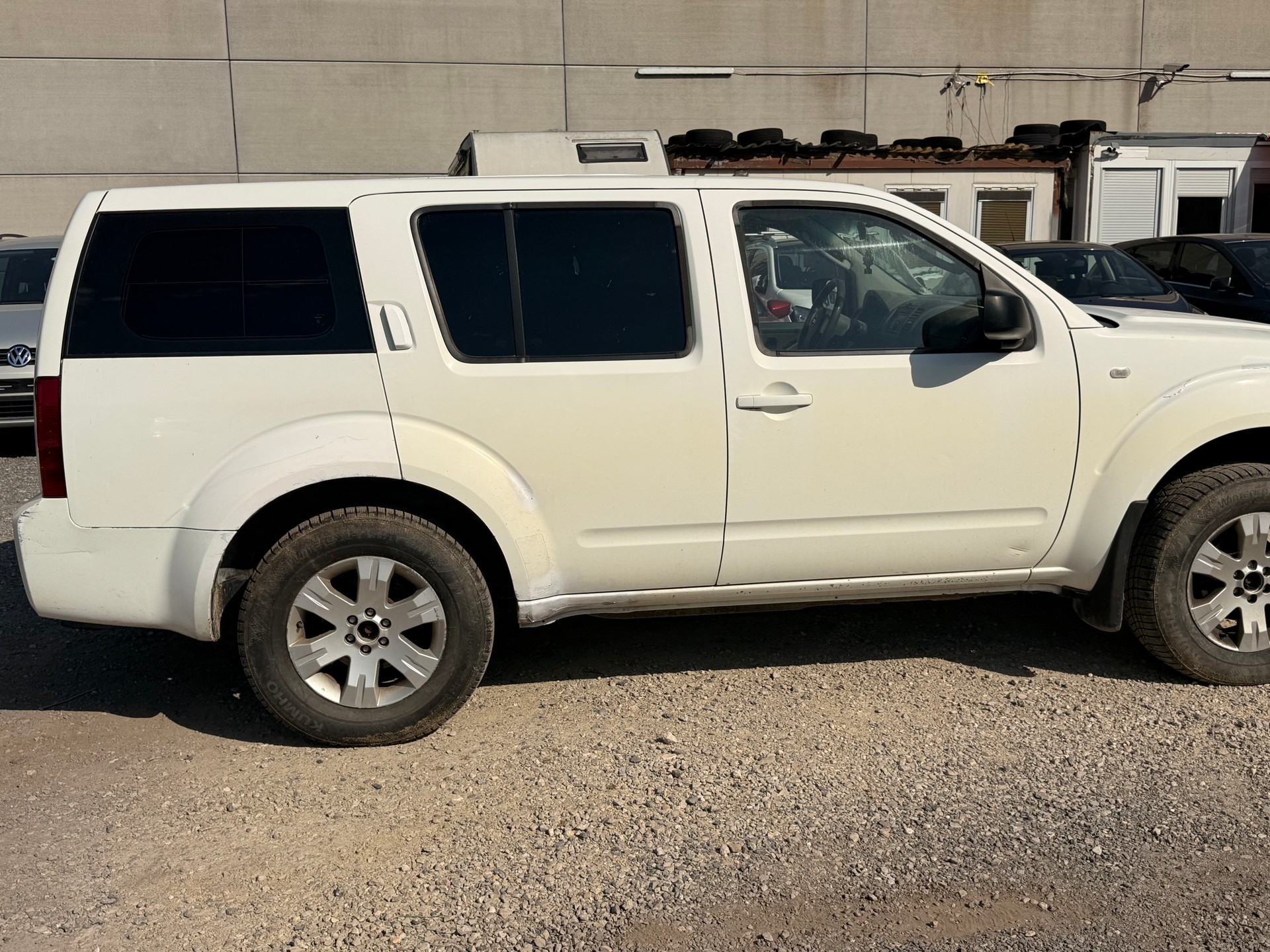 NISSAN Pathfinder 2.5 dCi LE-image-7