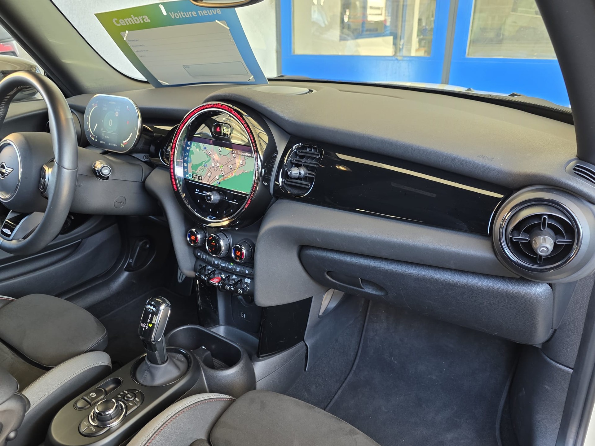 MINI Cooper John Cooper Works Steptronic-image-13