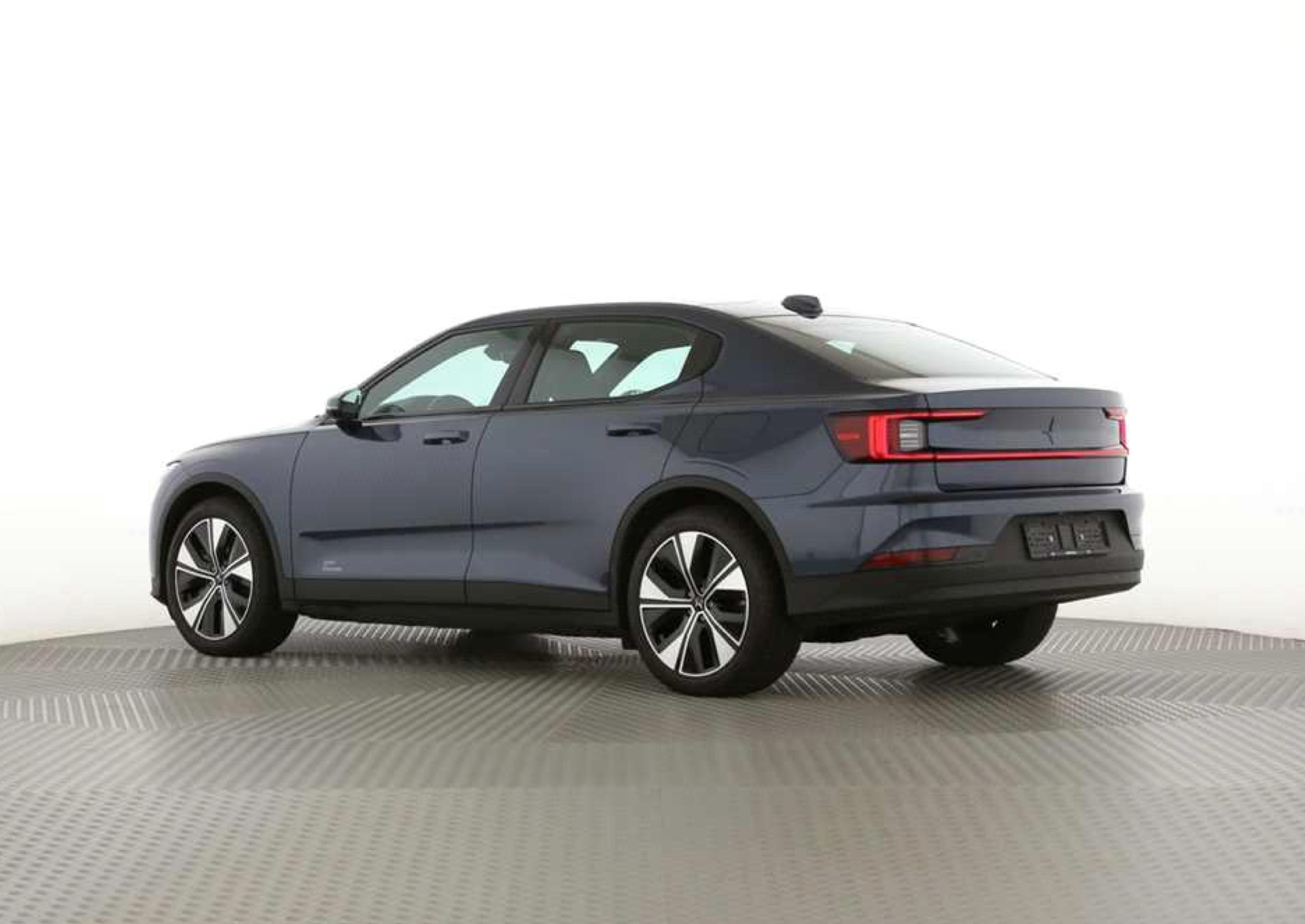 POLESTAR Polestar 2 Long Range Dual Plus Pack 82 kWh-image-2