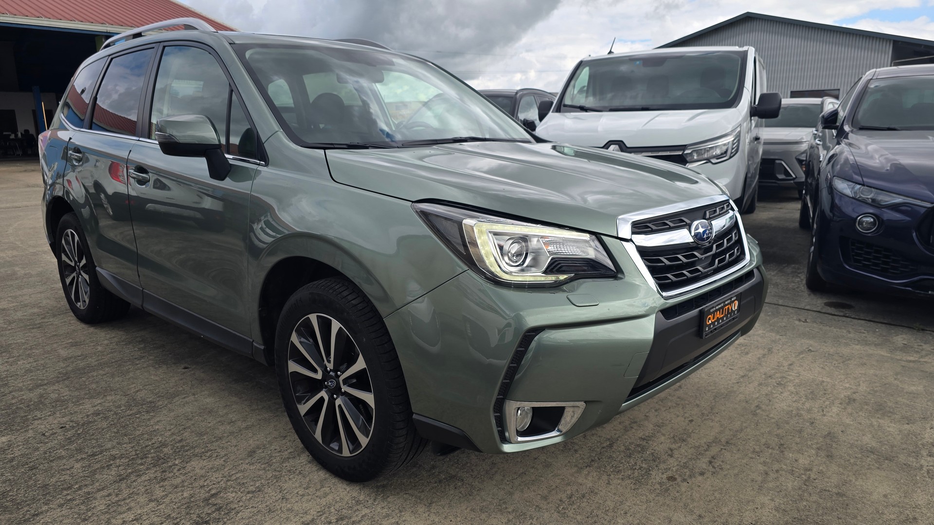 SUBARU Forester 2.0XT Luxury Lineartronic-image-0
