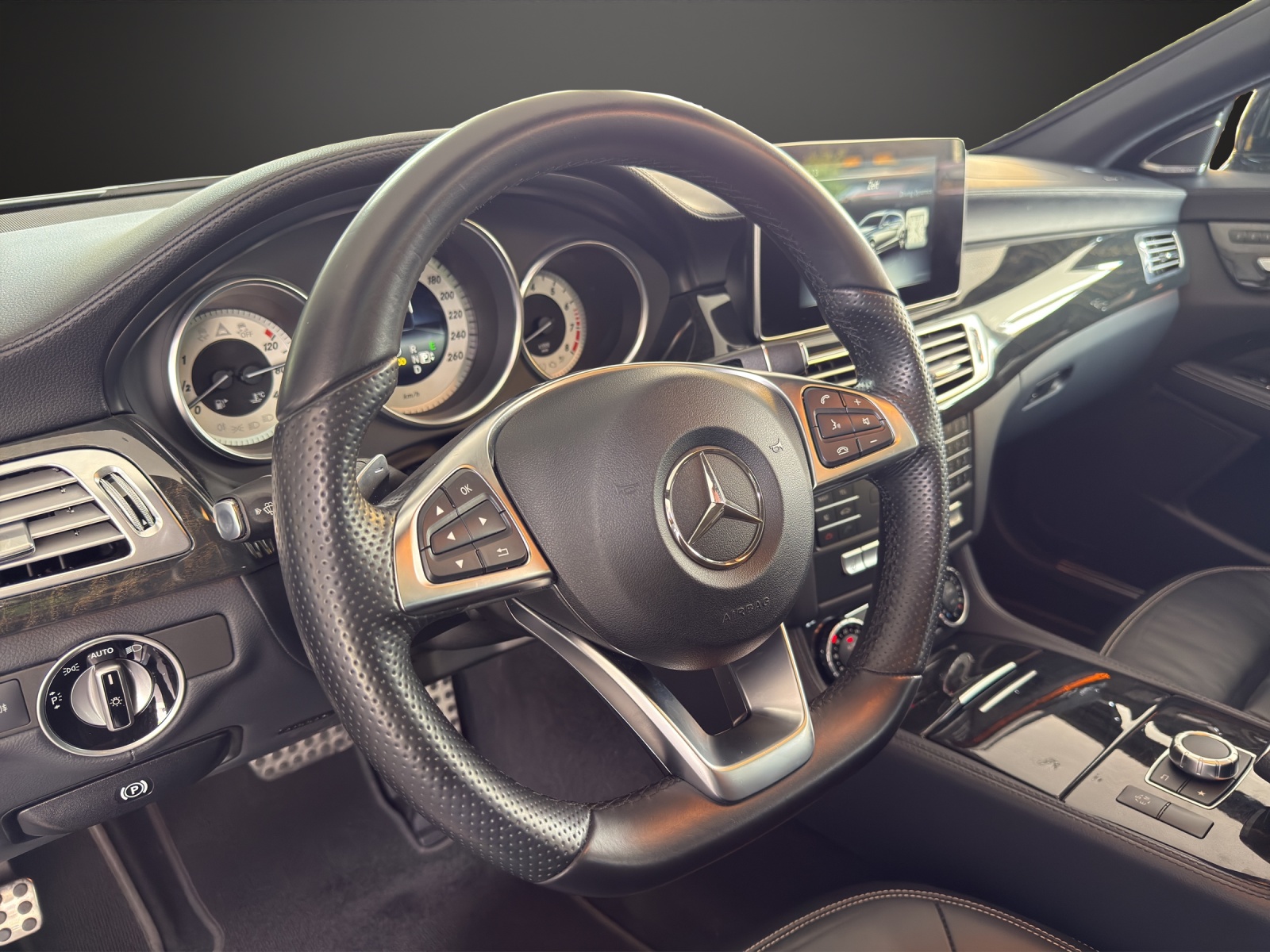 MERCEDES-BENZ CLS Shooting Brake 400 4Matic 7G-Tronic-image-13