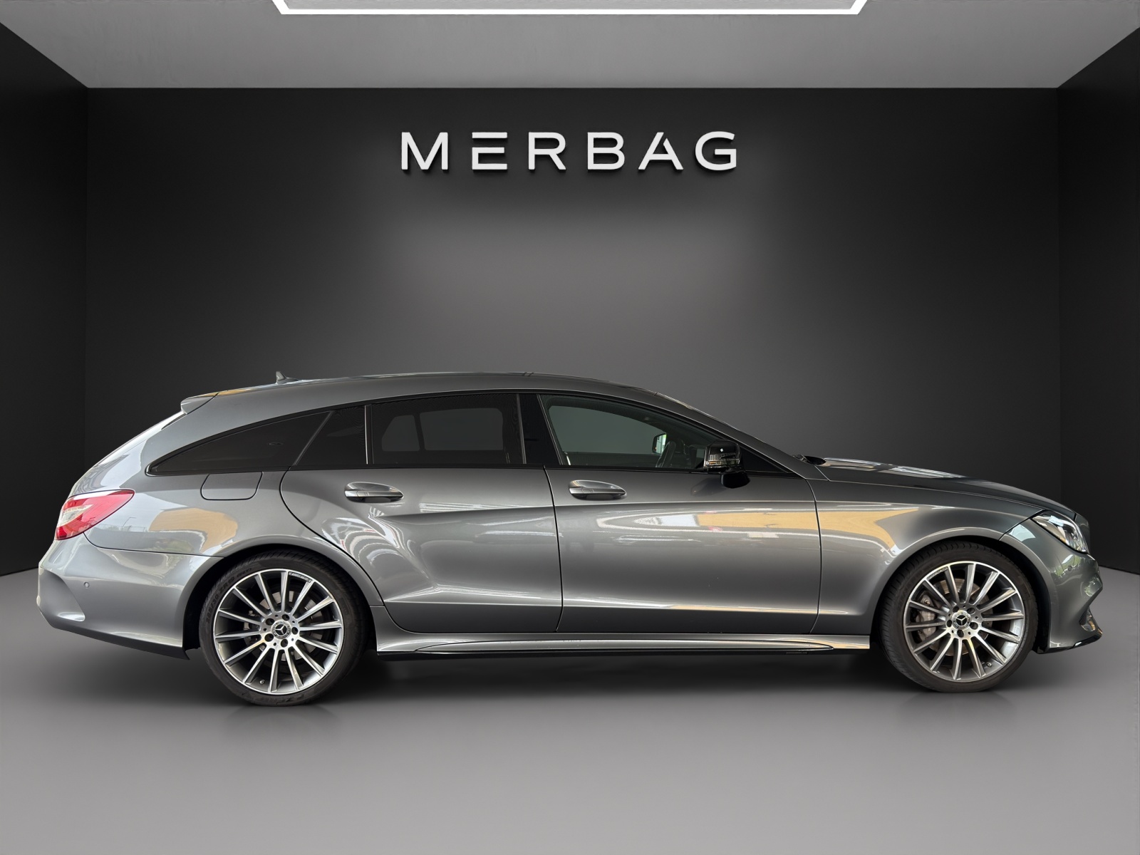 MERCEDES-BENZ CLS Shooting Brake 400 4Matic 7G-Tronic-image-3