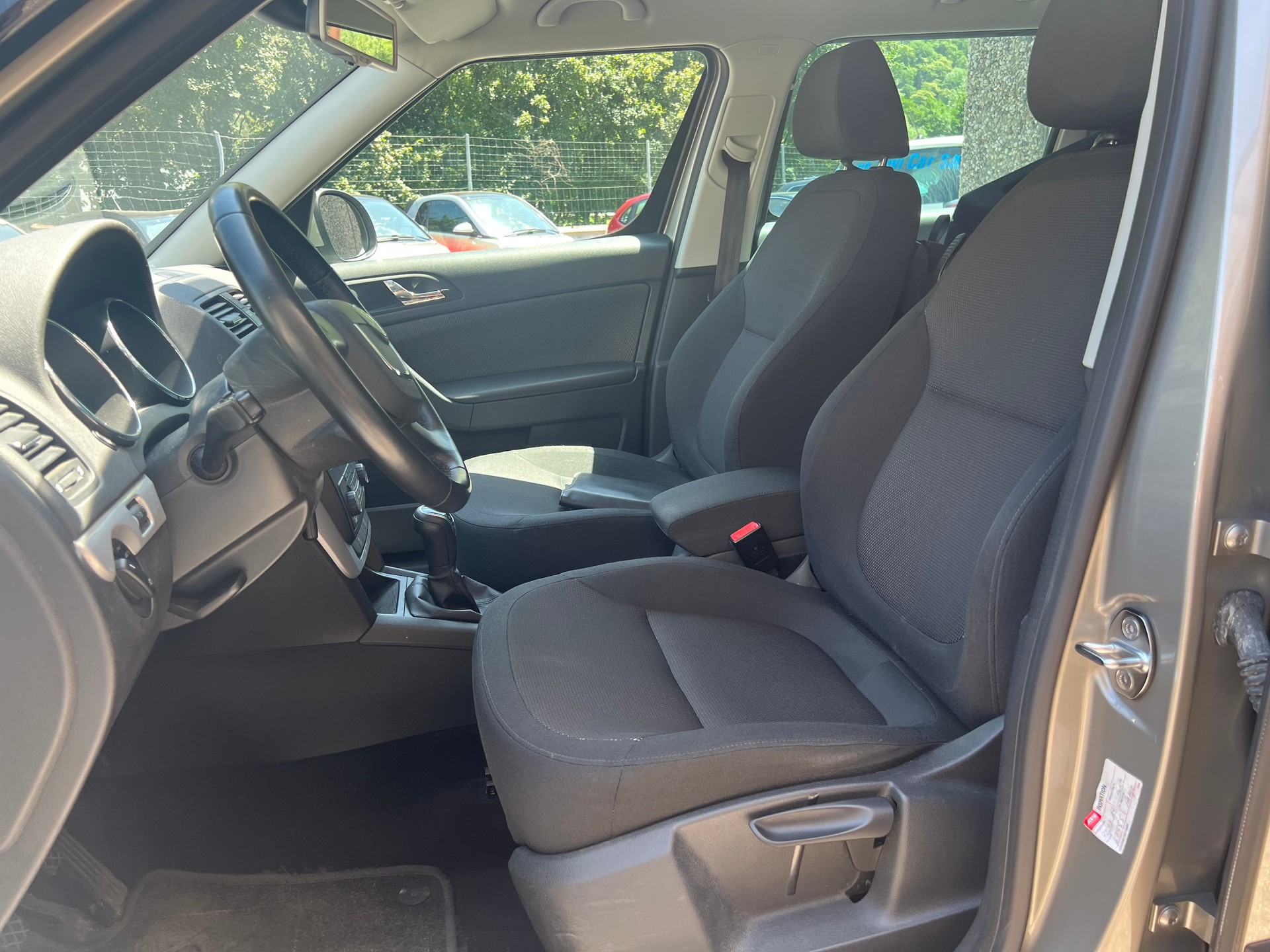 SKODA Yeti 1.8 TSI Ambition 4x4-image-6