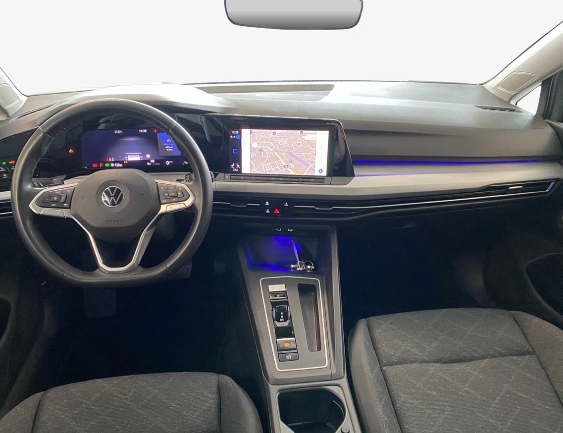 VW GOLF 1.0 eTSI Life DSG-image-6