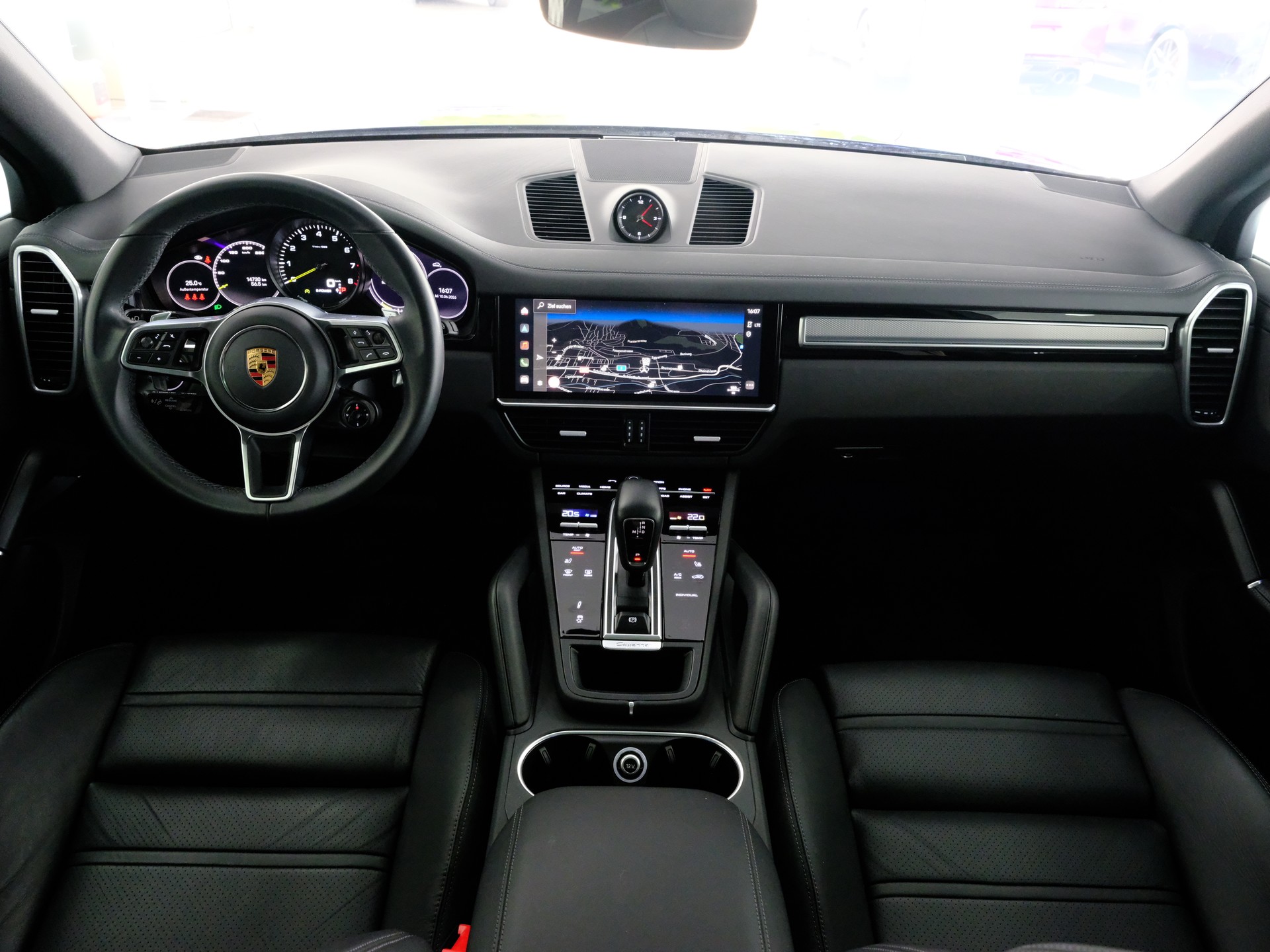 PORSCHE Cayenne E-Hybrid Platinum Edition-image-10