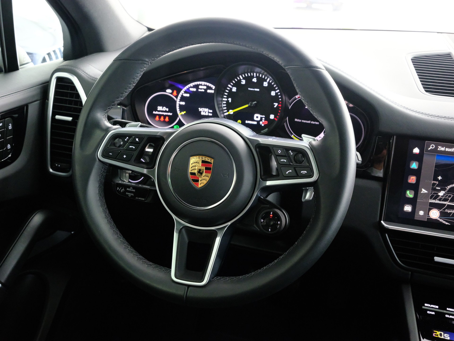 PORSCHE Cayenne E-Hybrid Platinum Edition-image-8