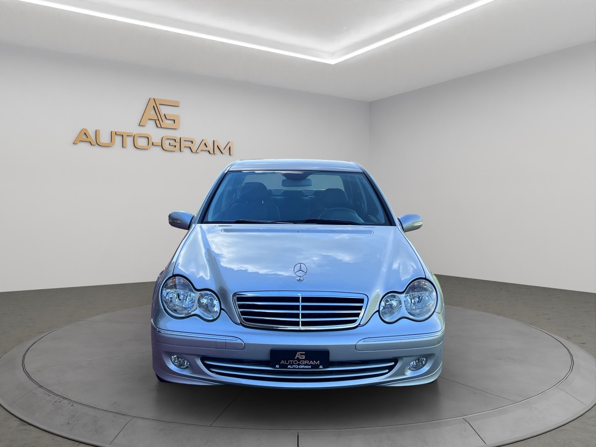 MERCEDES-BENZ C 180 Kompressor Avantgarde-image-6