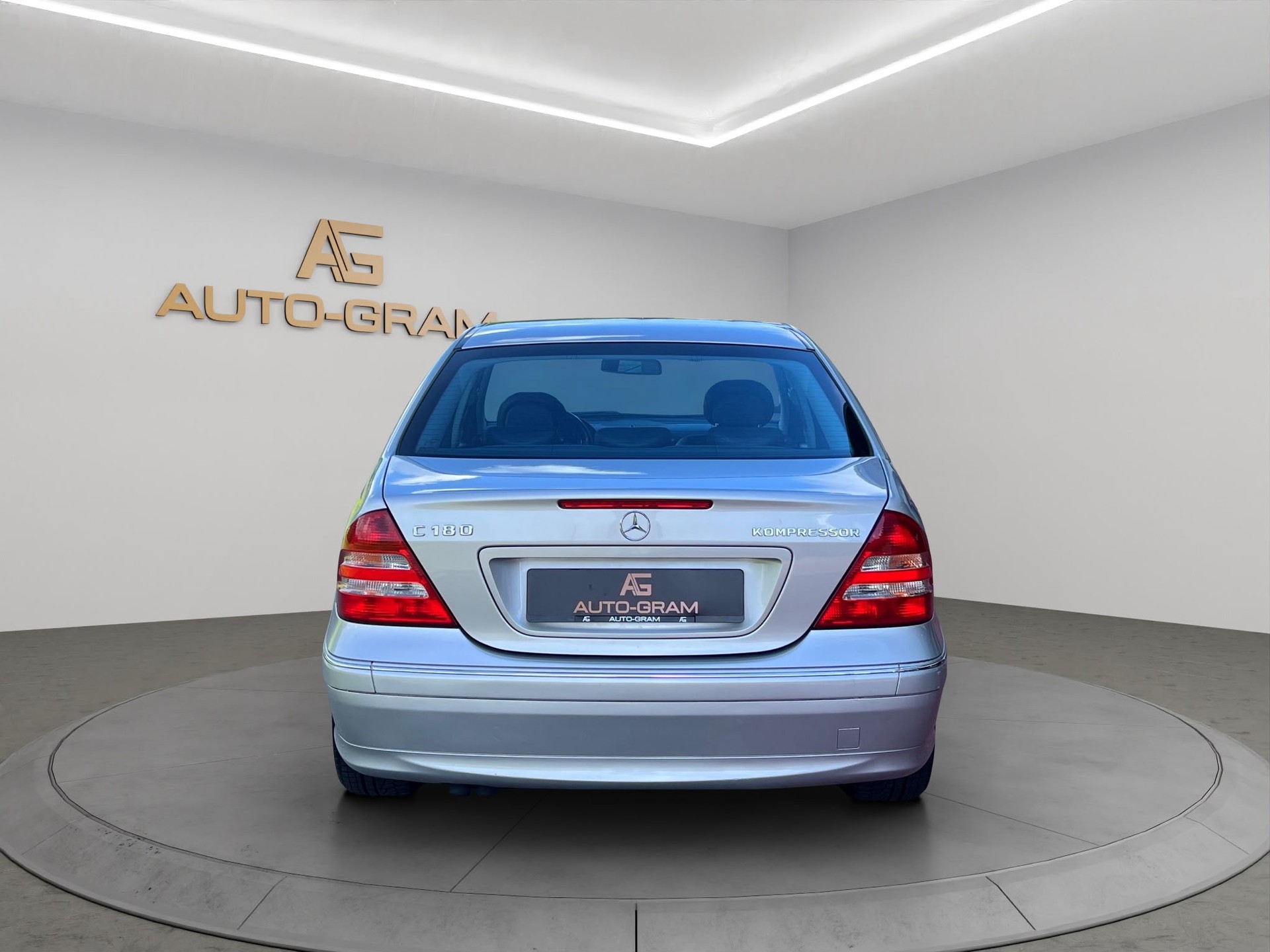 MERCEDES-BENZ C 180 Kompressor Avantgarde-image-2
