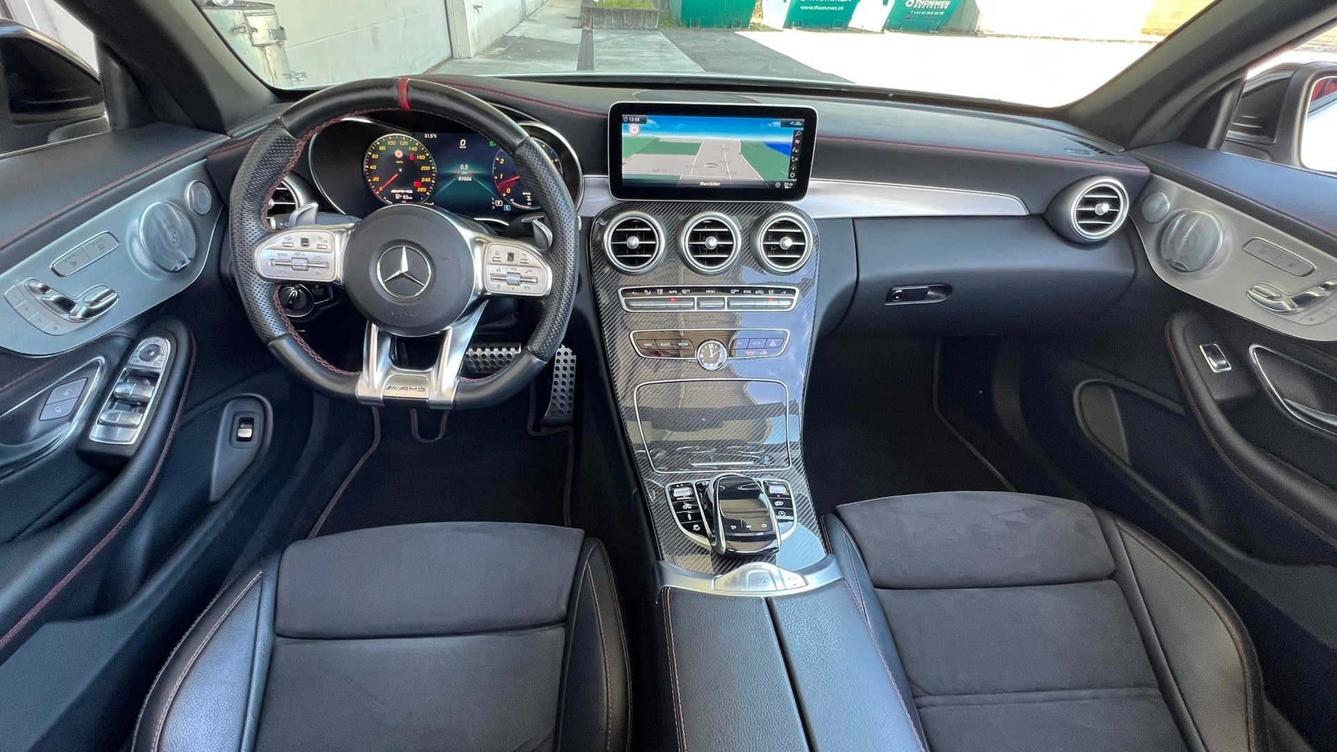 MERCEDES-BENZ C 43 CABRIOLET AMG NIGHT 4MATIC 9G-TRONIC l 390 PS-image-17