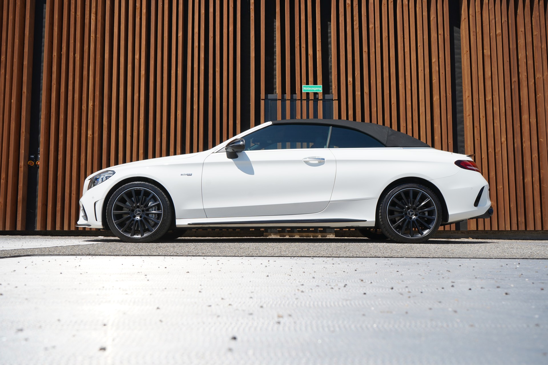 MERCEDES-BENZ C 43 CABRIOLET AMG NIGHT 4MATIC 9G-TRONIC l 390 PS-image-4
