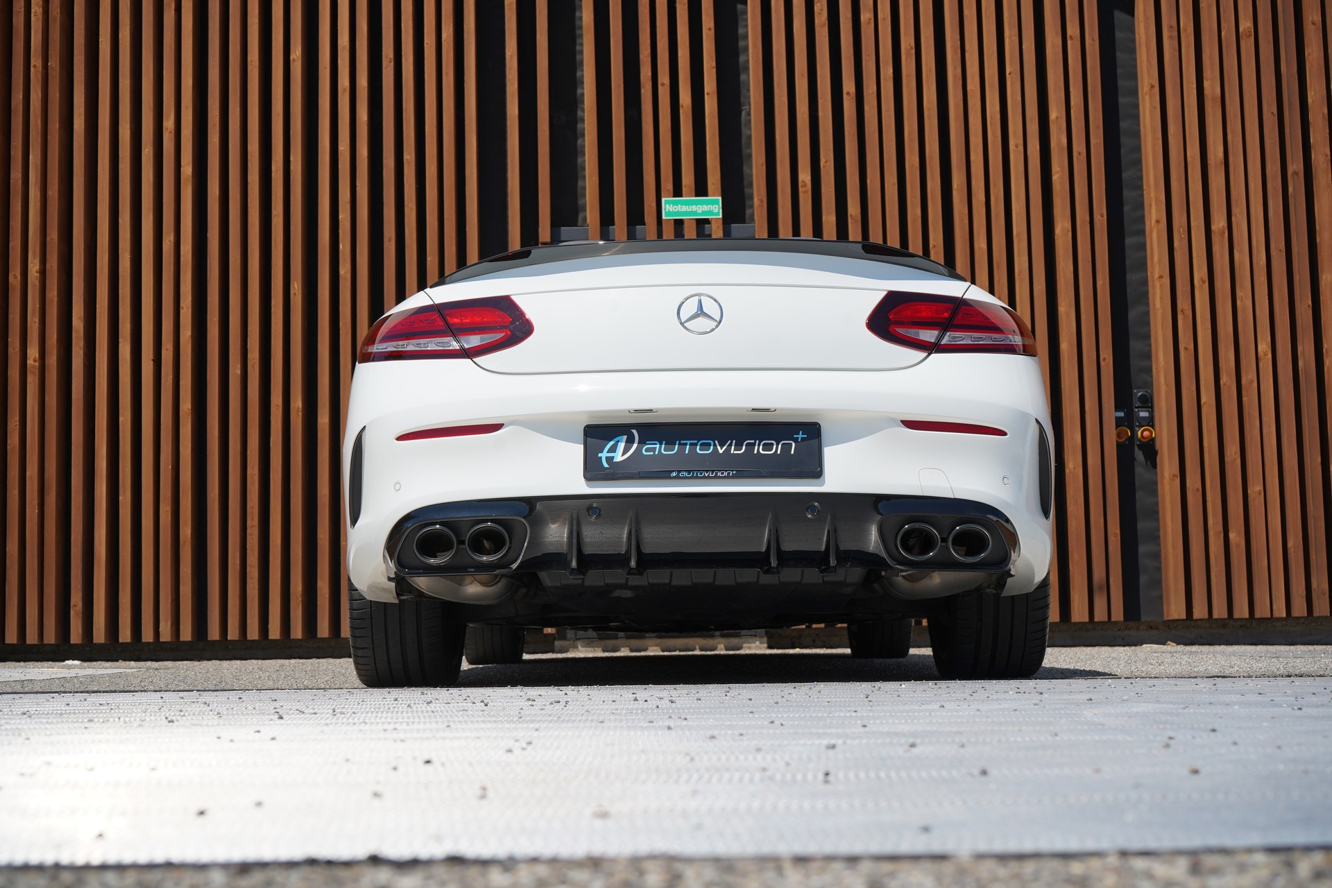 MERCEDES-BENZ C 43 CABRIOLET AMG NIGHT 4MATIC 9G-TRONIC l 390 PS-image-14