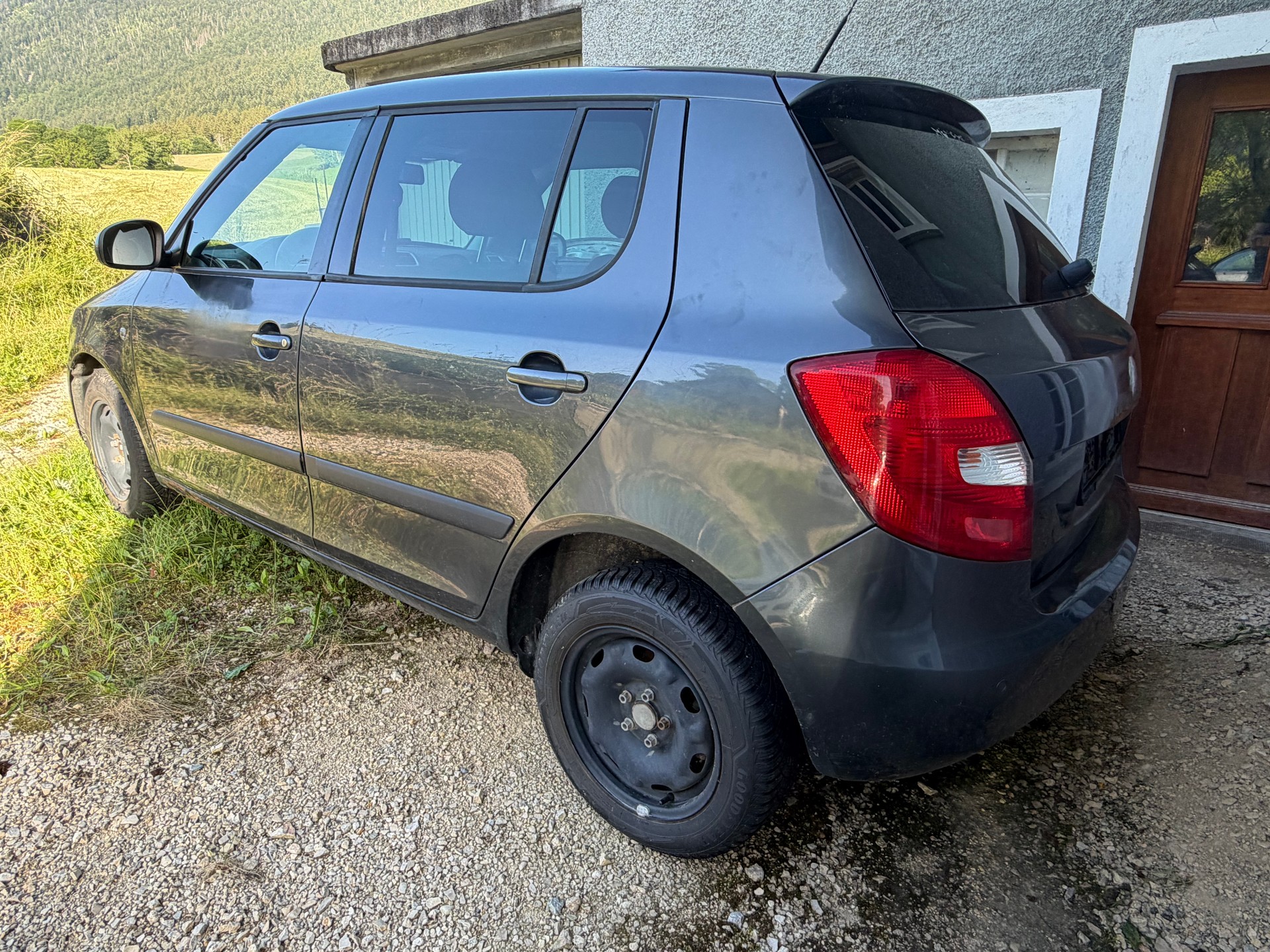 SKODA Fabia 1.4 Elegance-image-2