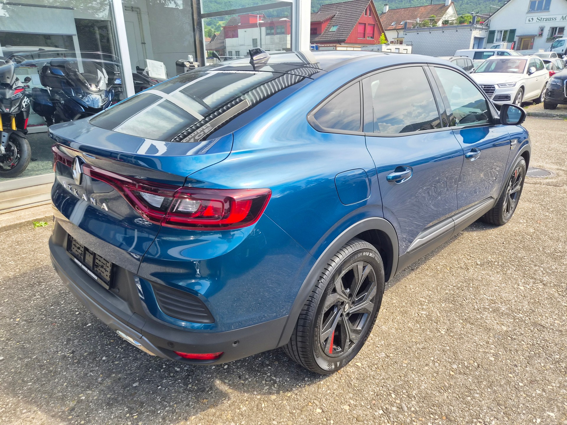 RENAULT Arkana 1.3 TCe R.S.Line EDC-image-5