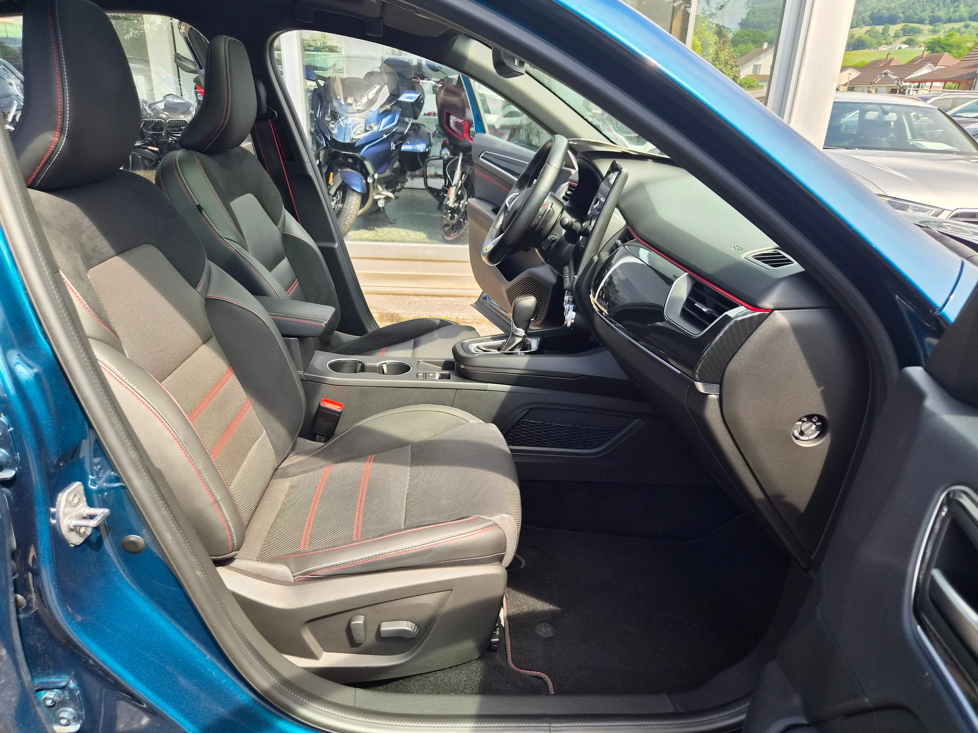 RENAULT Arkana 1.3 TCe R.S.Line EDC-image-9