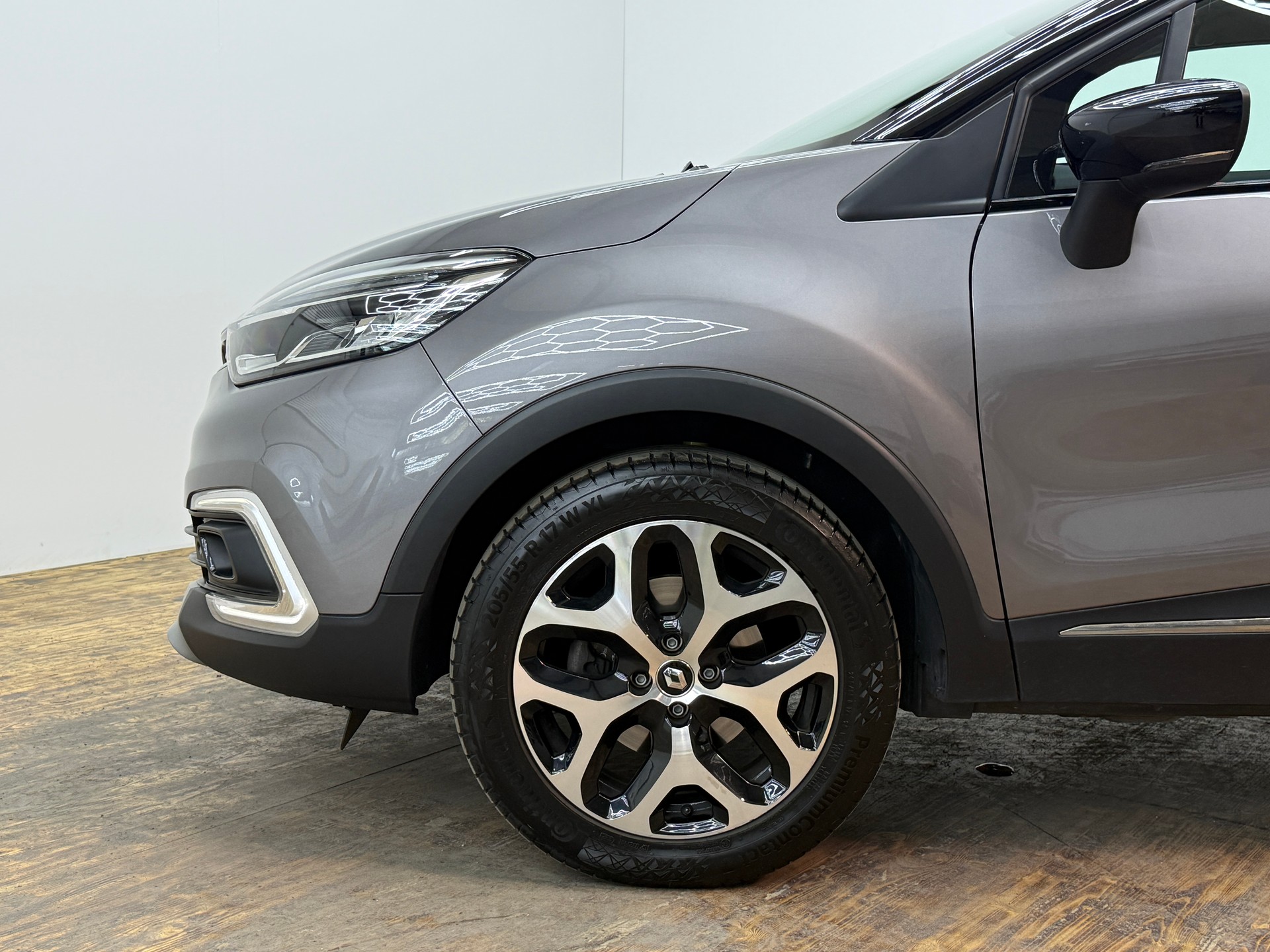RENAULT Captur 1.3 T 16V Intens EDC-image-5