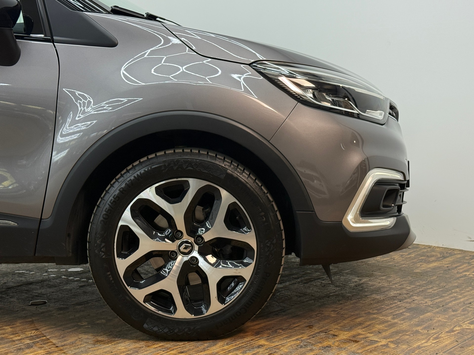 RENAULT Captur 1.3 T 16V Intens EDC-image-16