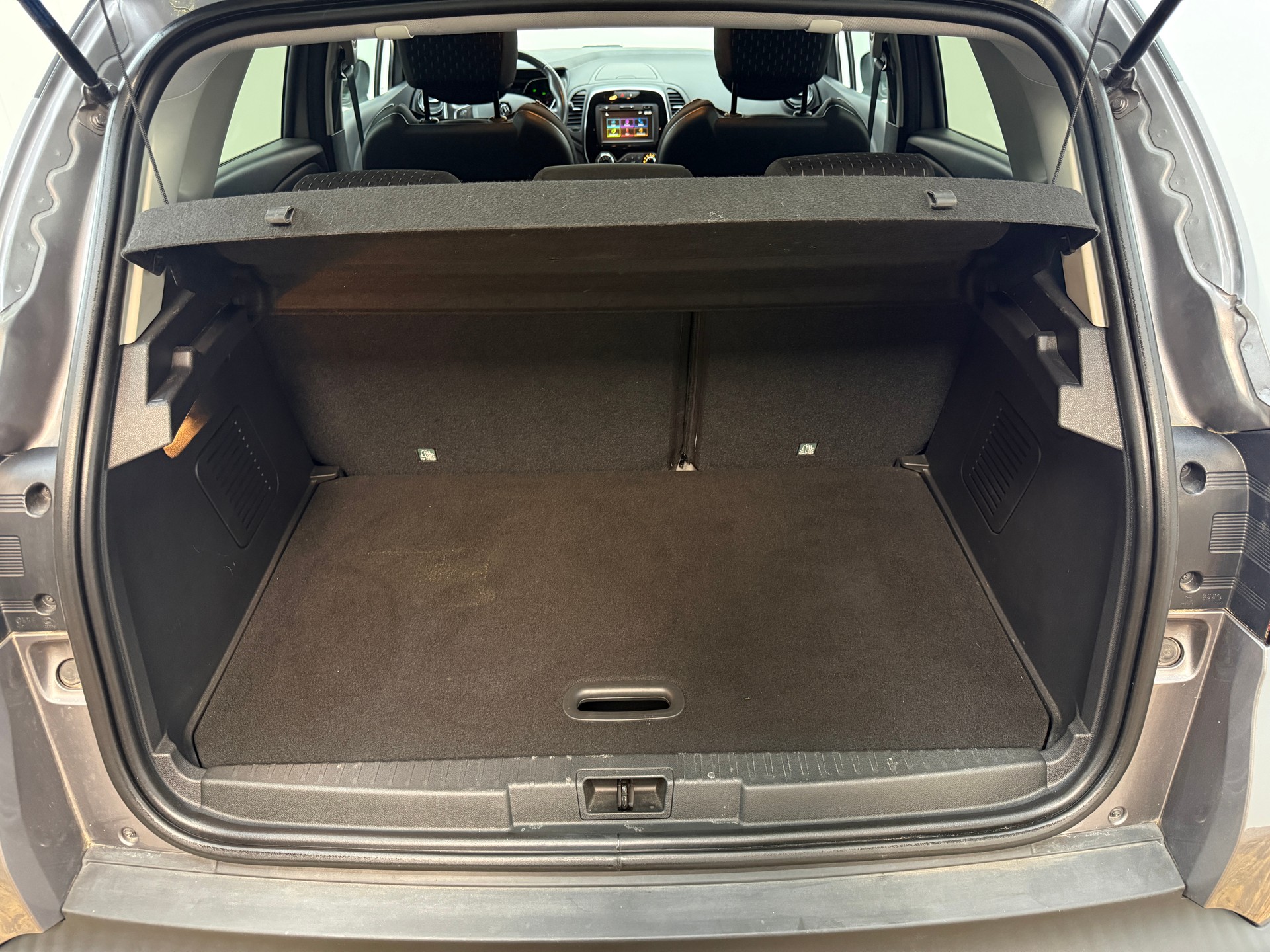 RENAULT Captur 1.3 T 16V Intens EDC-image-22