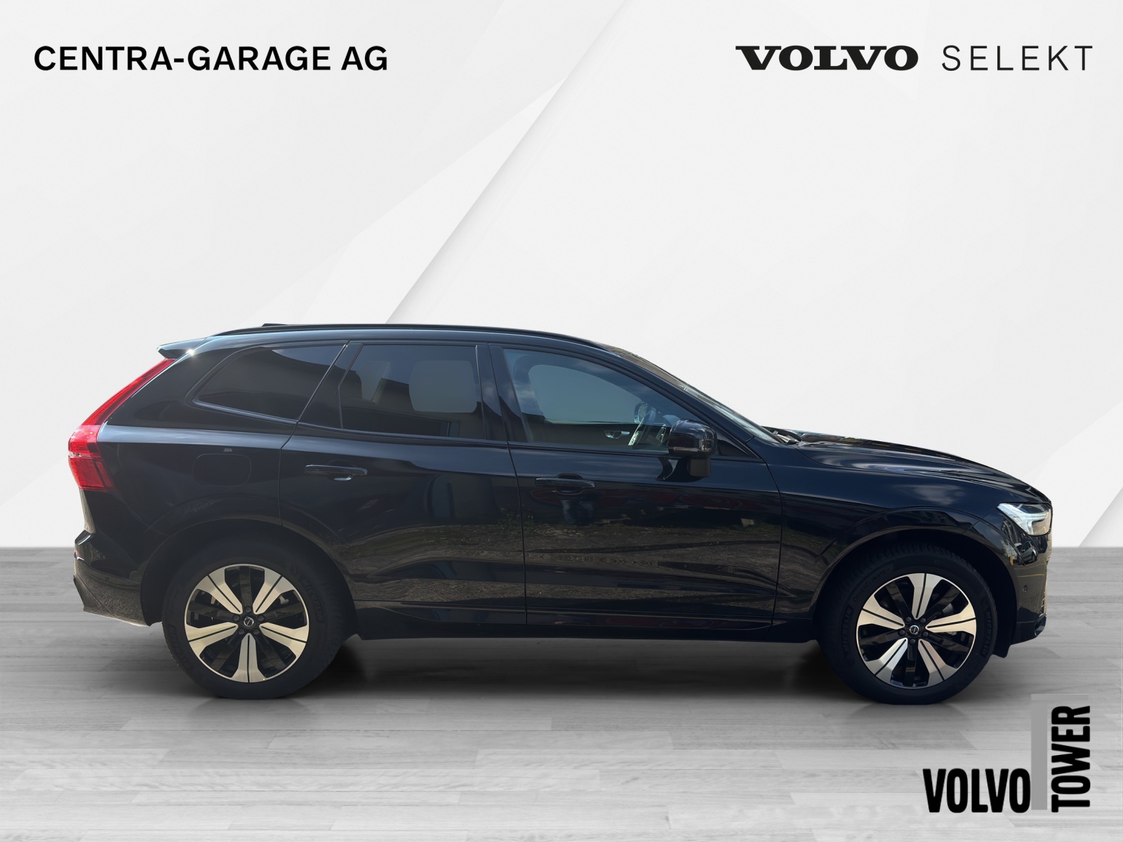VOLVO XC60 T8 eAWD PluginHybrid Plus Dark Geartronic-image-4