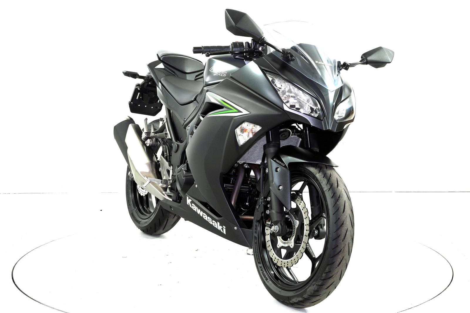 KAWASAKI Ninja 300 ABS-showroom-element-1