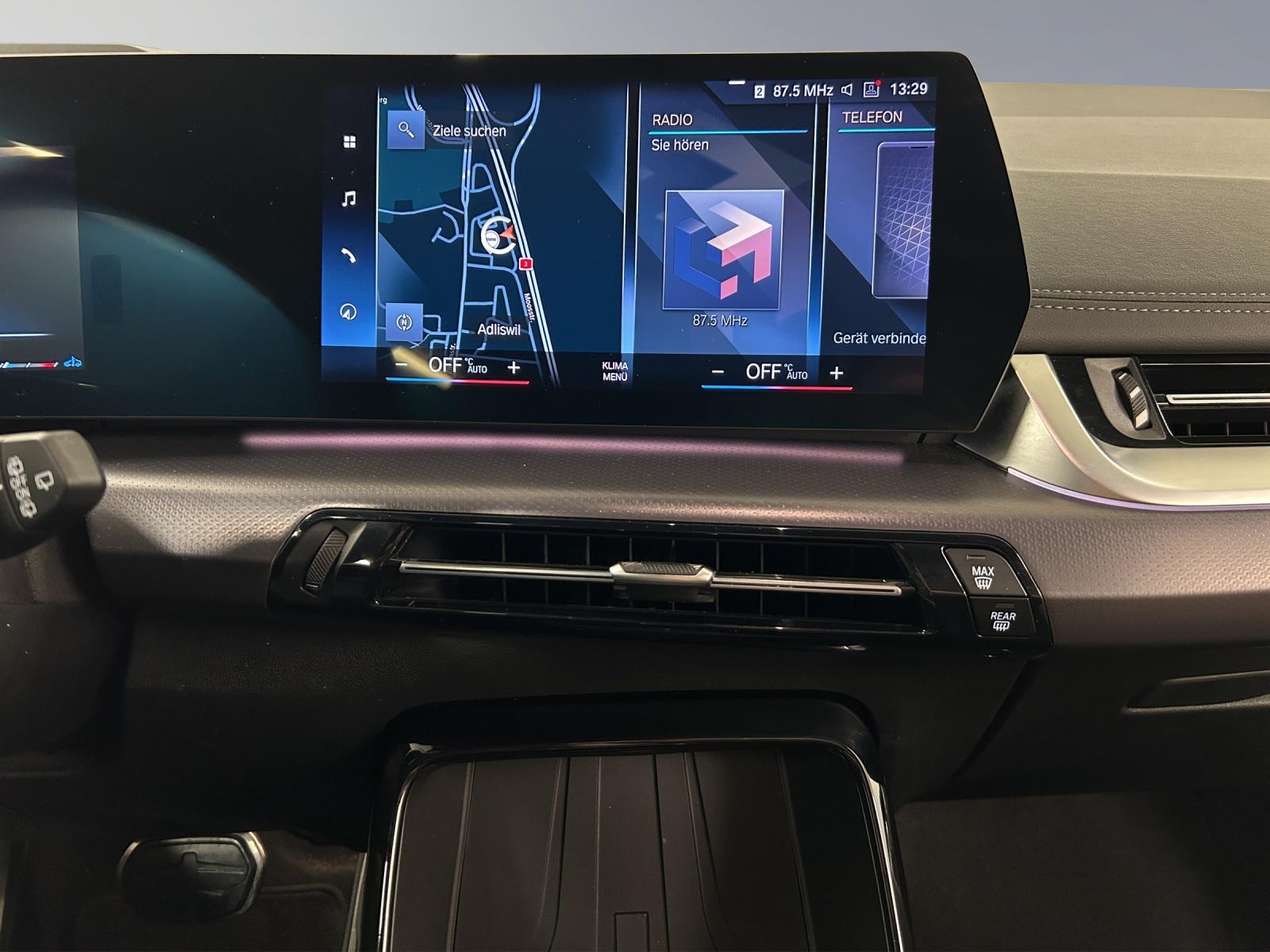 BMW 218d SDKG Active Tourer-image-17