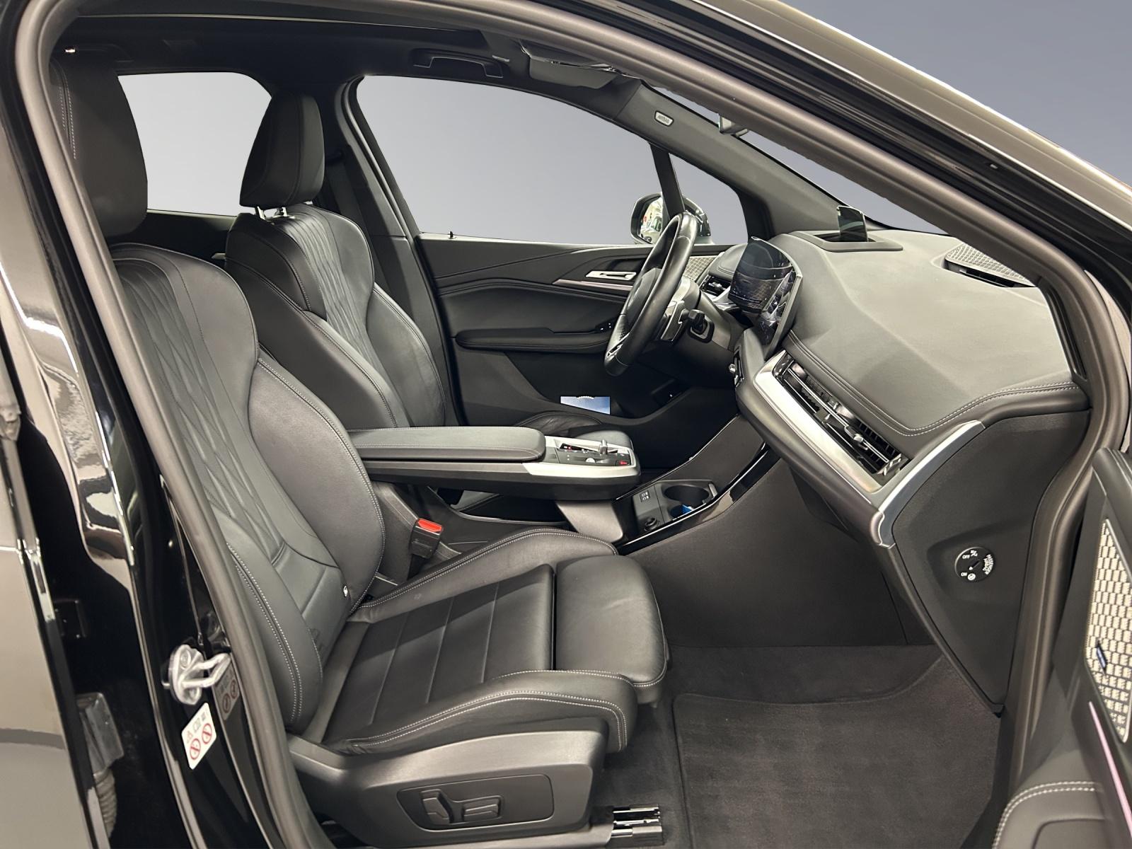 BMW 218d SDKG Active Tourer-image-14