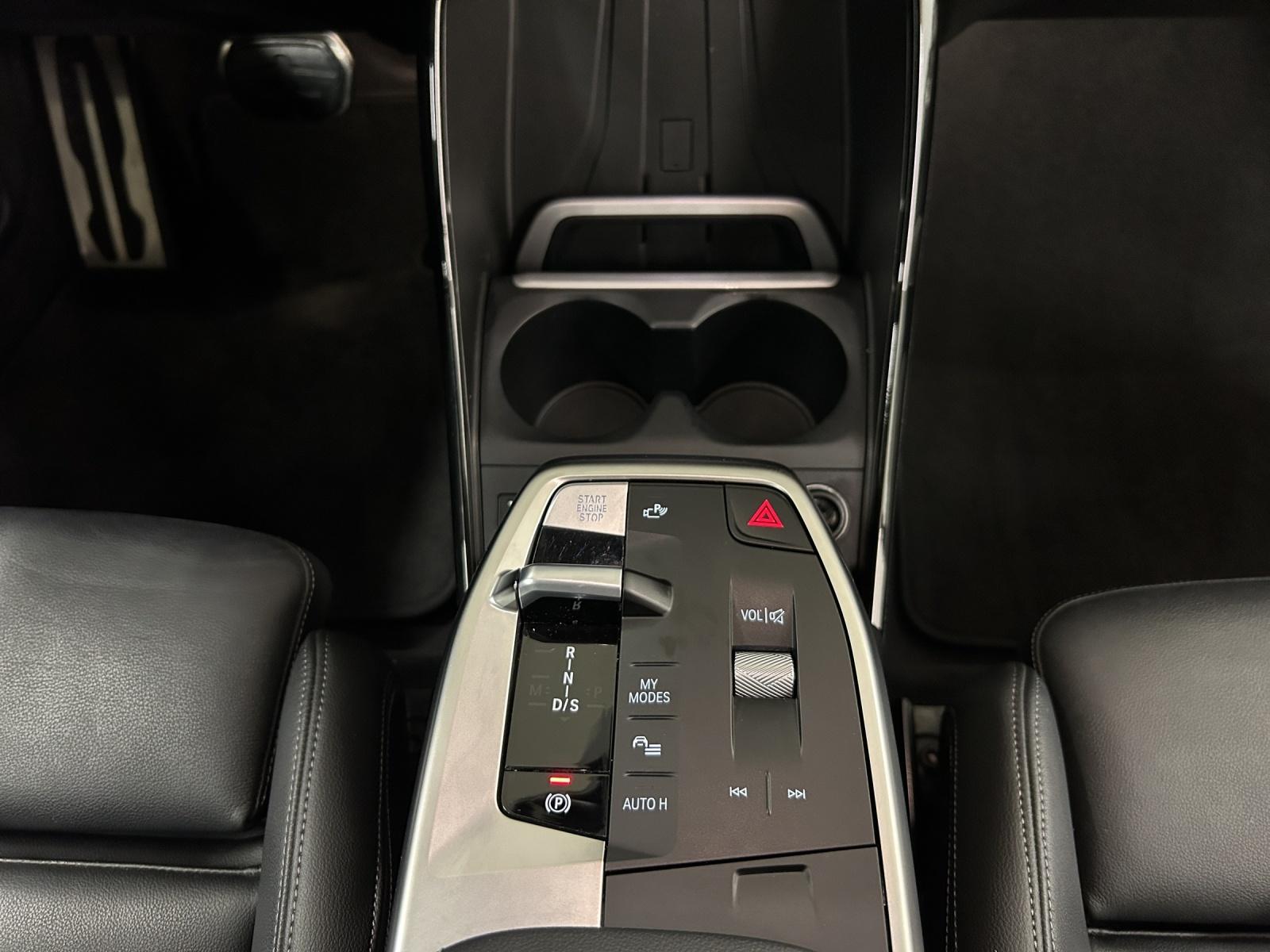 BMW 218d SDKG Active Tourer-image-16