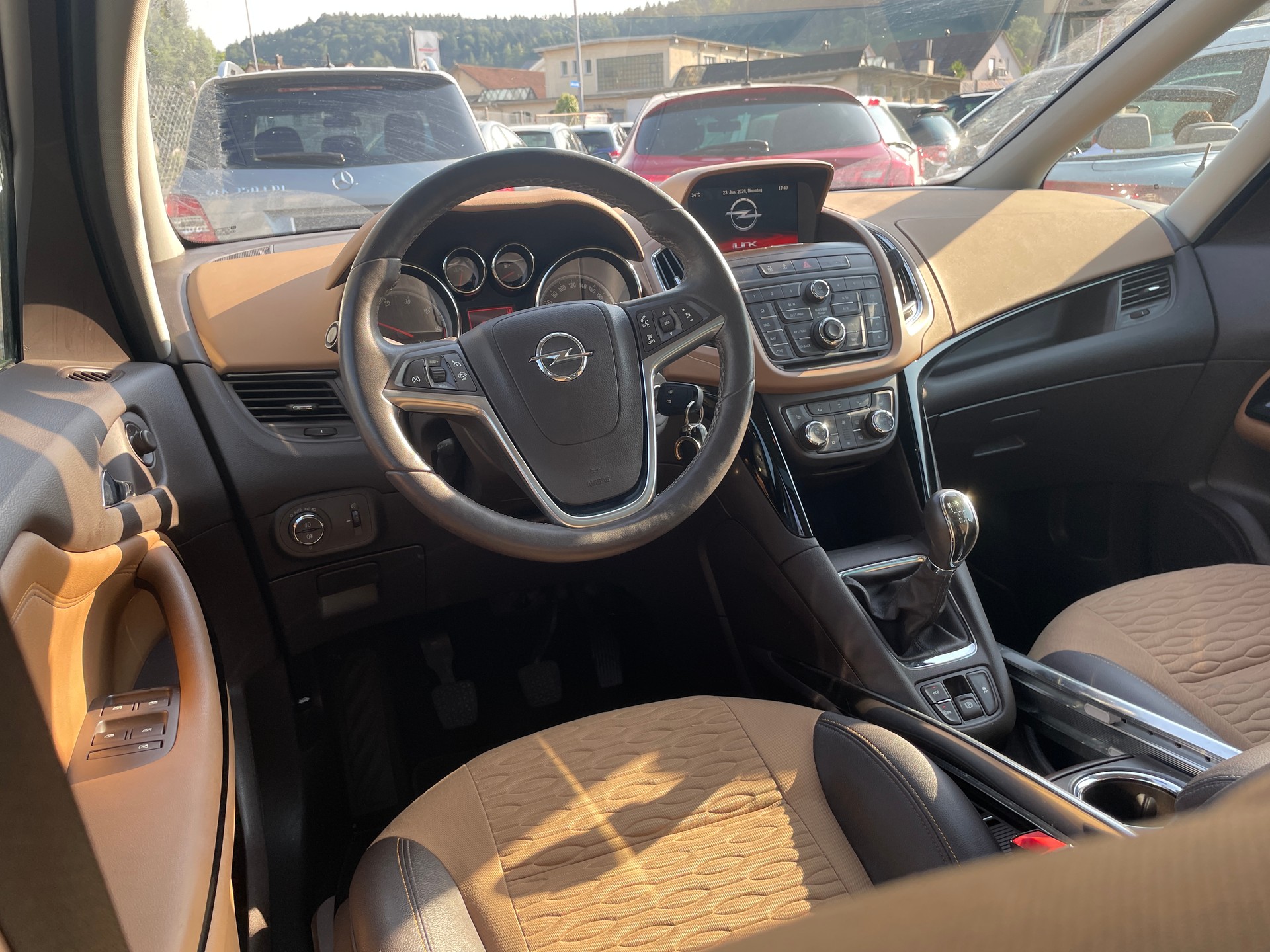 OPEL Zafira Tourer 1.6 CDTi Cosmo-image-9