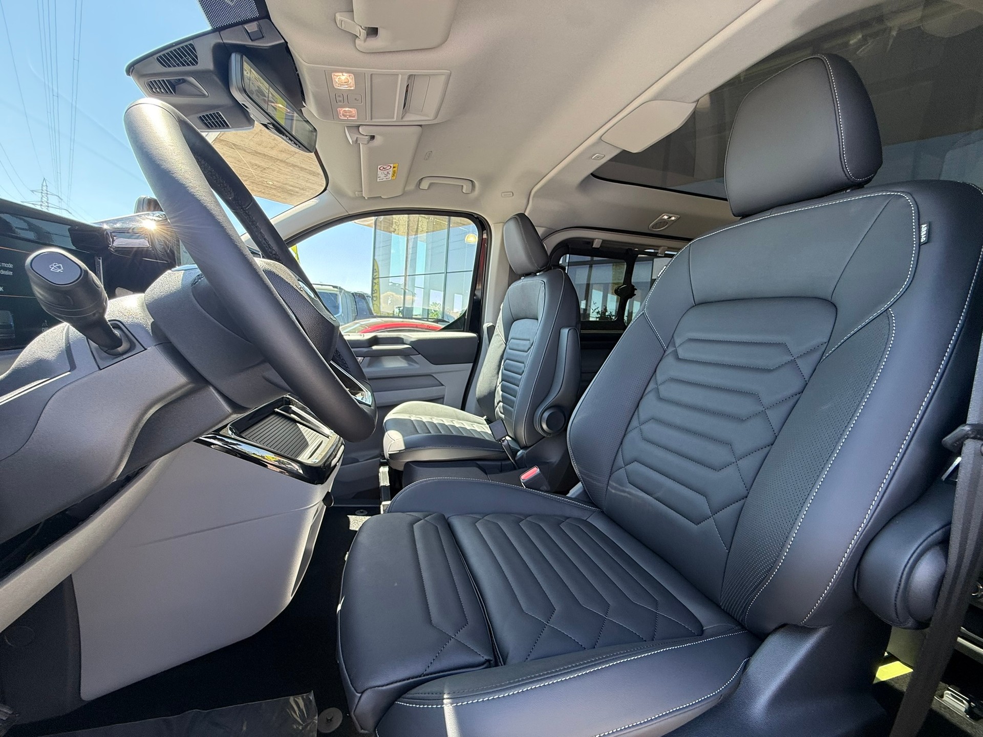 FORD Tourneo Bus 320 L1H1 TitaniumX Automat 4x4-image-6