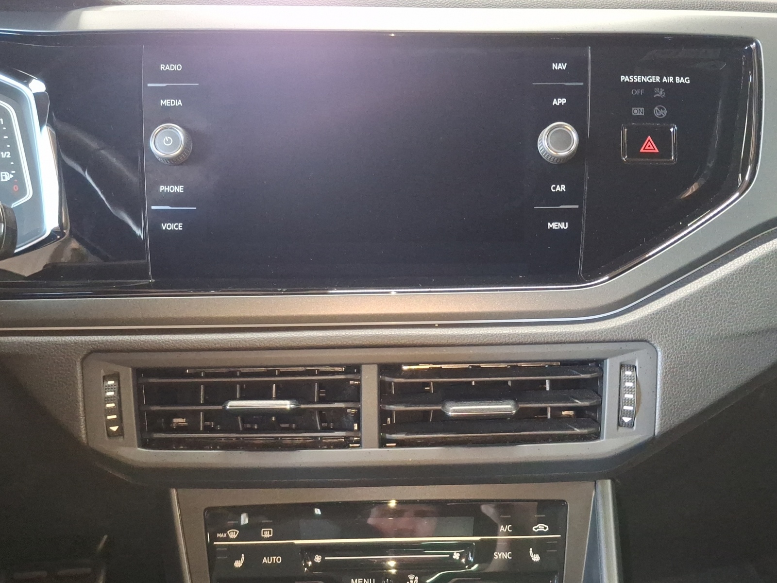 VW Polo 1.0 TSI R-Line DSG-image-10