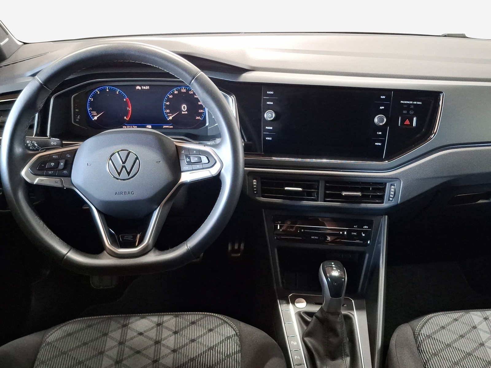 VW Polo 1.0 TSI R-Line DSG-image-8