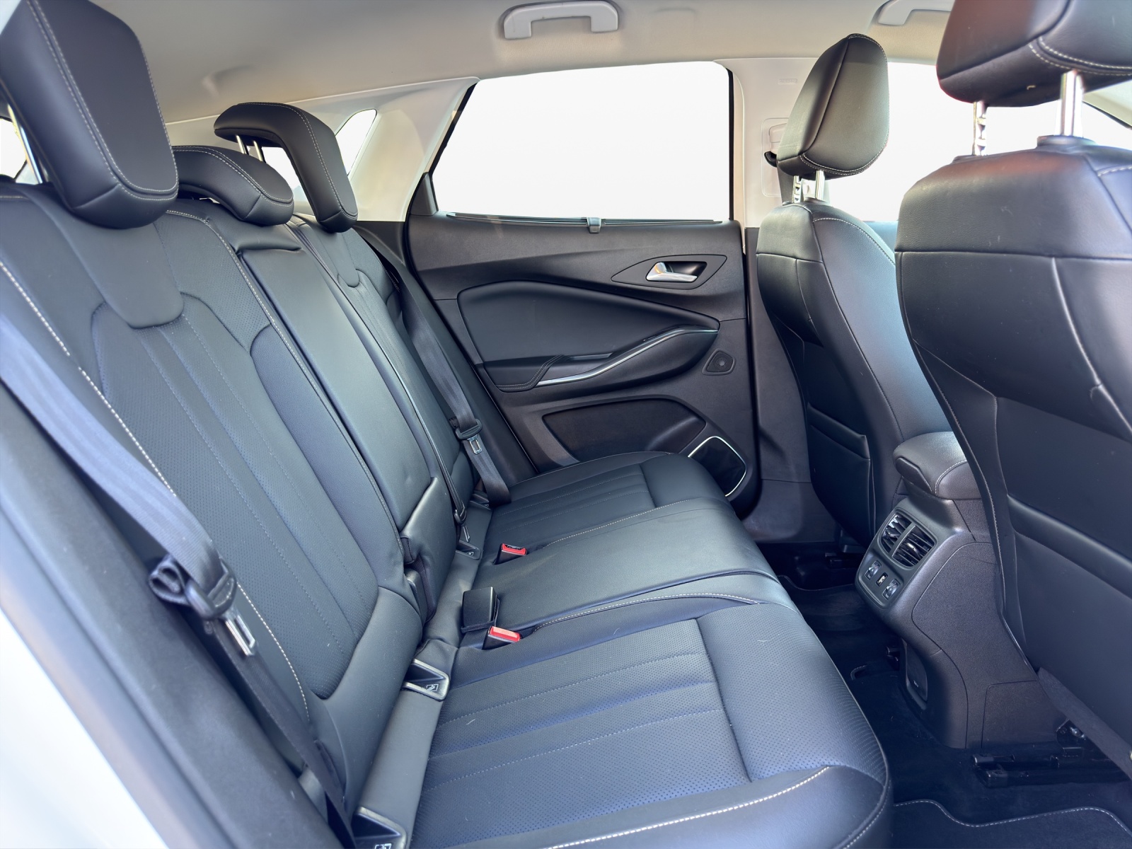 OPEL Grandland X 1.6CDTi Excellence Automatik-image-18