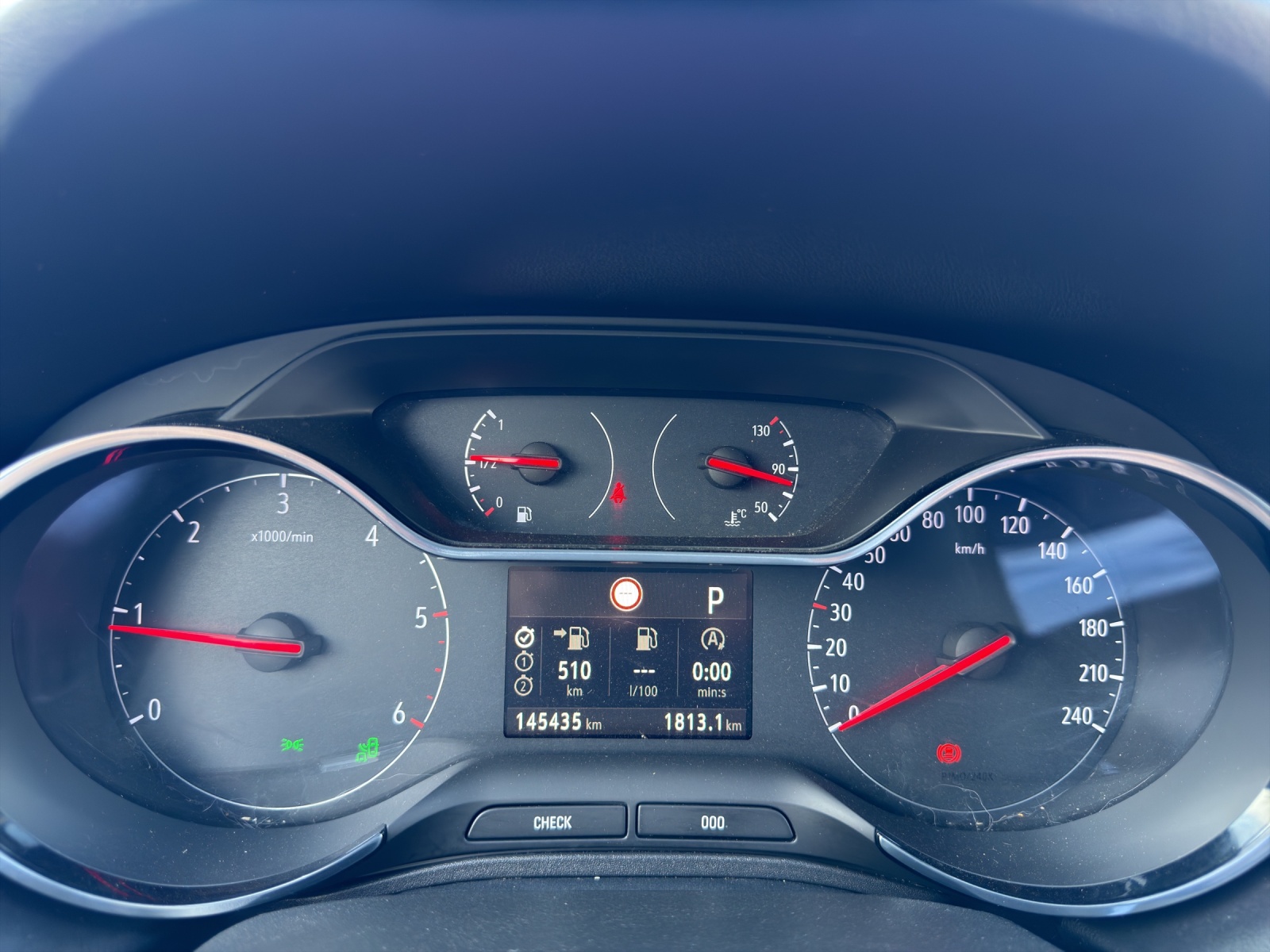 OPEL Grandland X 1.6CDTi Excellence Automatik-image-21