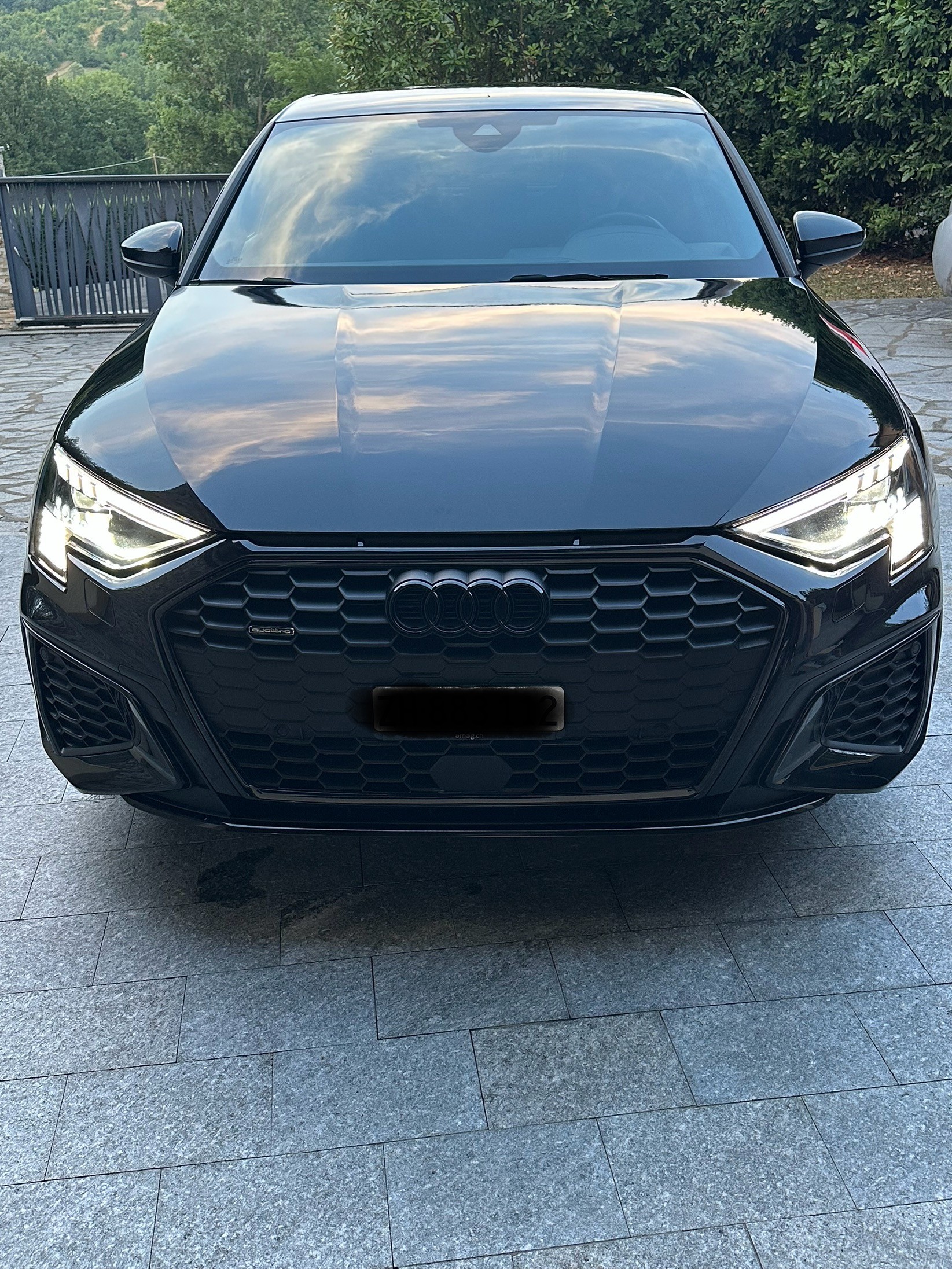 AUDI Sportback S line edition-image-1