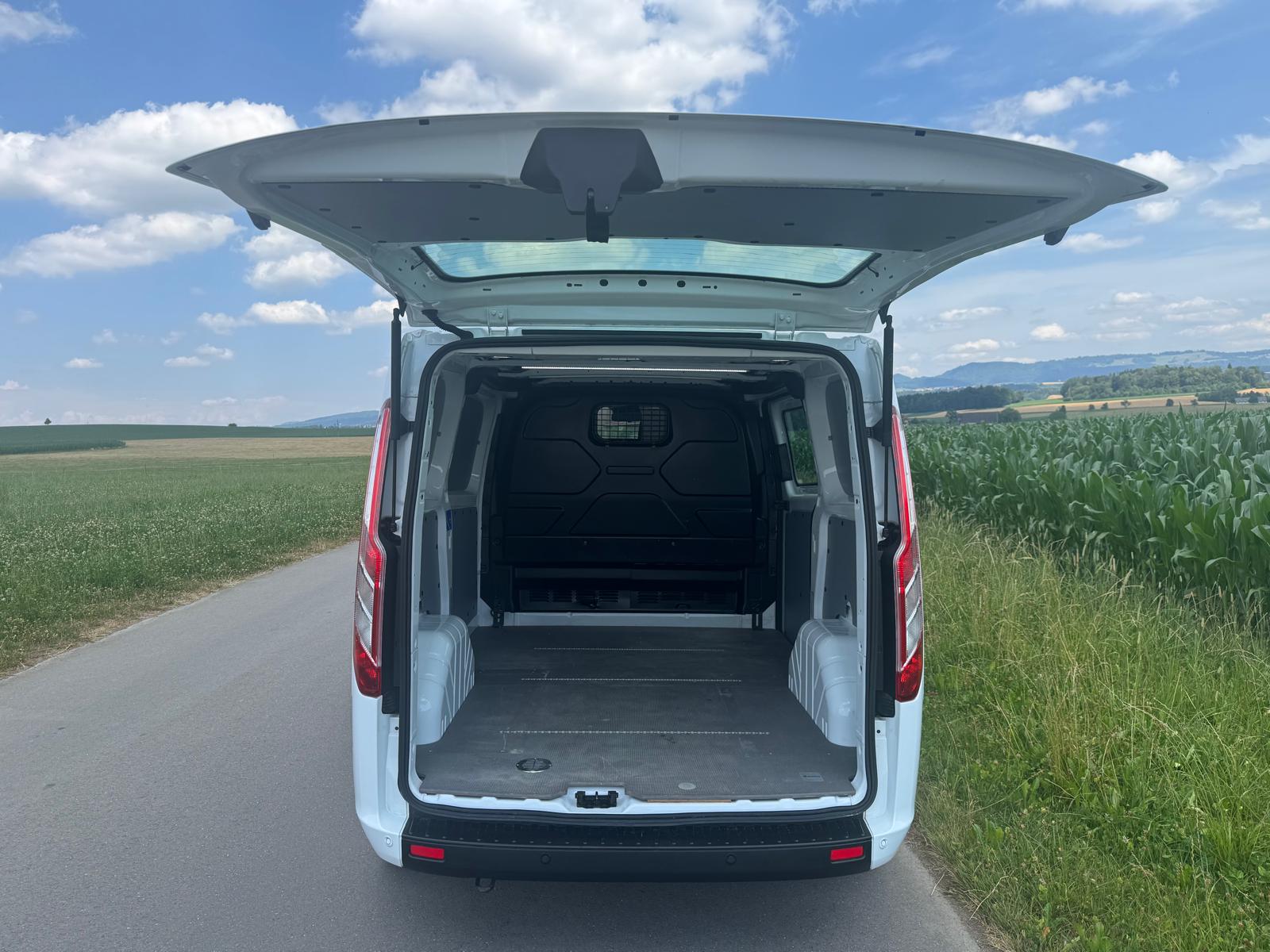 FORD Transit Custom Van 300 L1H1 Trend A-image-5