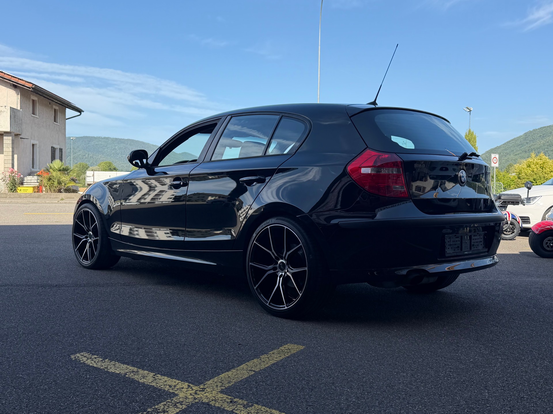 BMW 116i-image-5