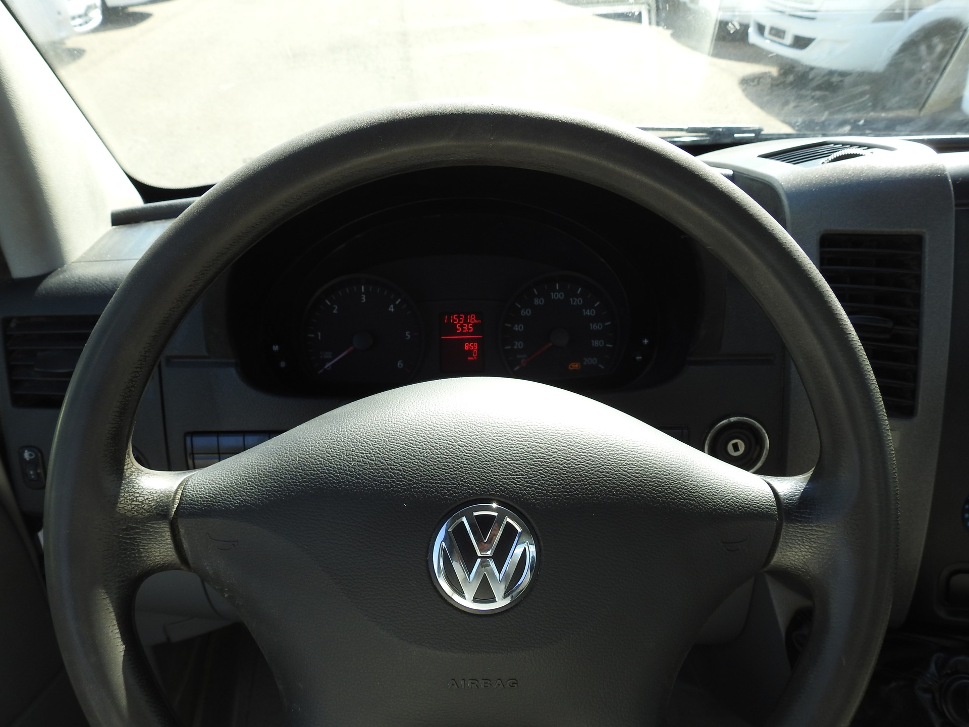 VW Crafter 35 2.0 TDI CR-image-21