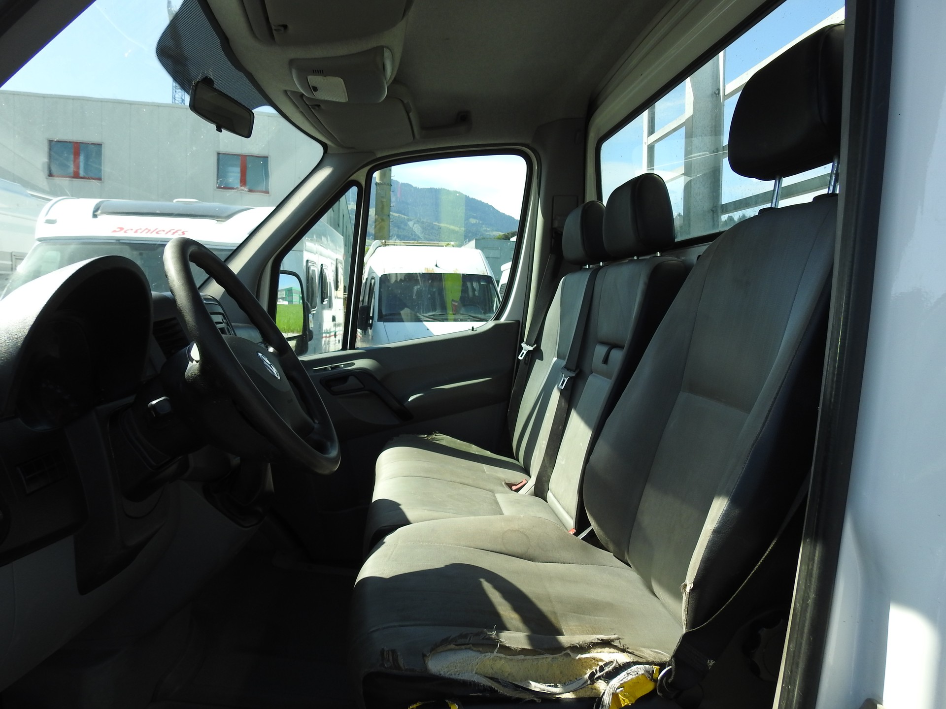 VW Crafter 35 2.0 TDI CR-image-17